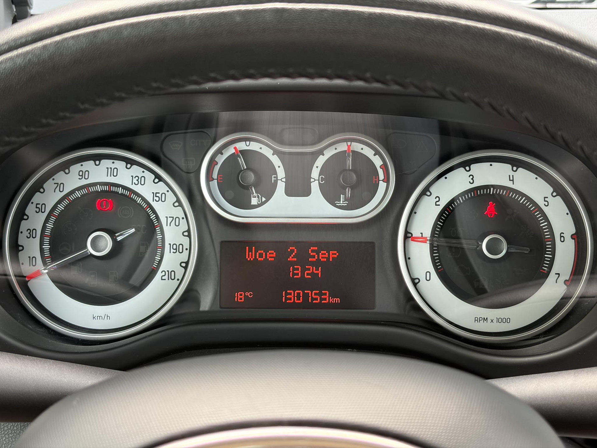 Fiat 500 L 0.9 TwinAir Trekking ✓2e Eigenaar✓Navi✓Stoelverw✓105pk✓Halfleder✓Airco✓Cruise✓6 Bak✓17''Lm velgen✓Pdc✓Zeer Zuinig✓N.A.P✓Apk tot 04-2027