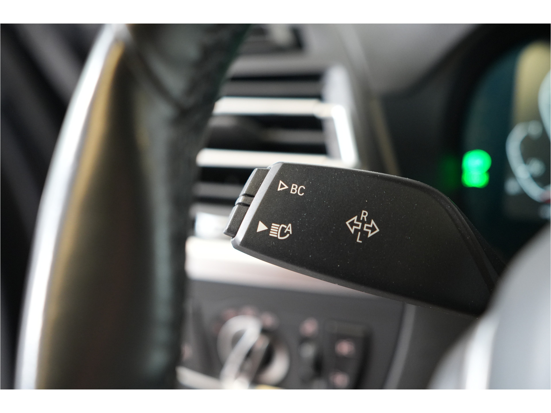 BMW X3 xDrive30e PHEV 293 pk | SOH 96% | Leder | 360° Cam | Adaptive Cruise | Sportstoelen |