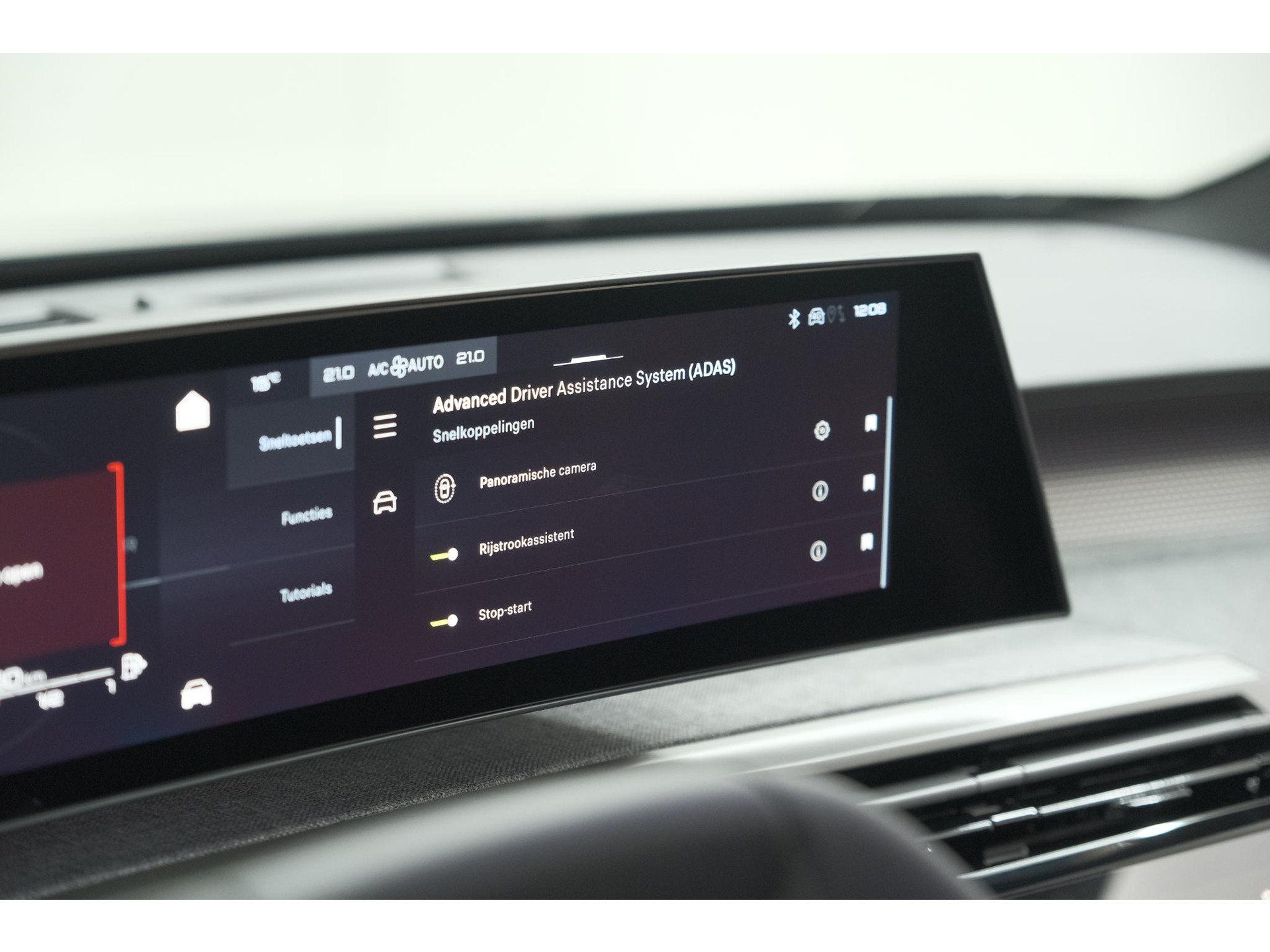 Peugeot 3008 Hybrid 145 e-DCS6 GT | Elektrische Kofferklep | Camera | Adaptieve Cruise Control | Apple CarPlay