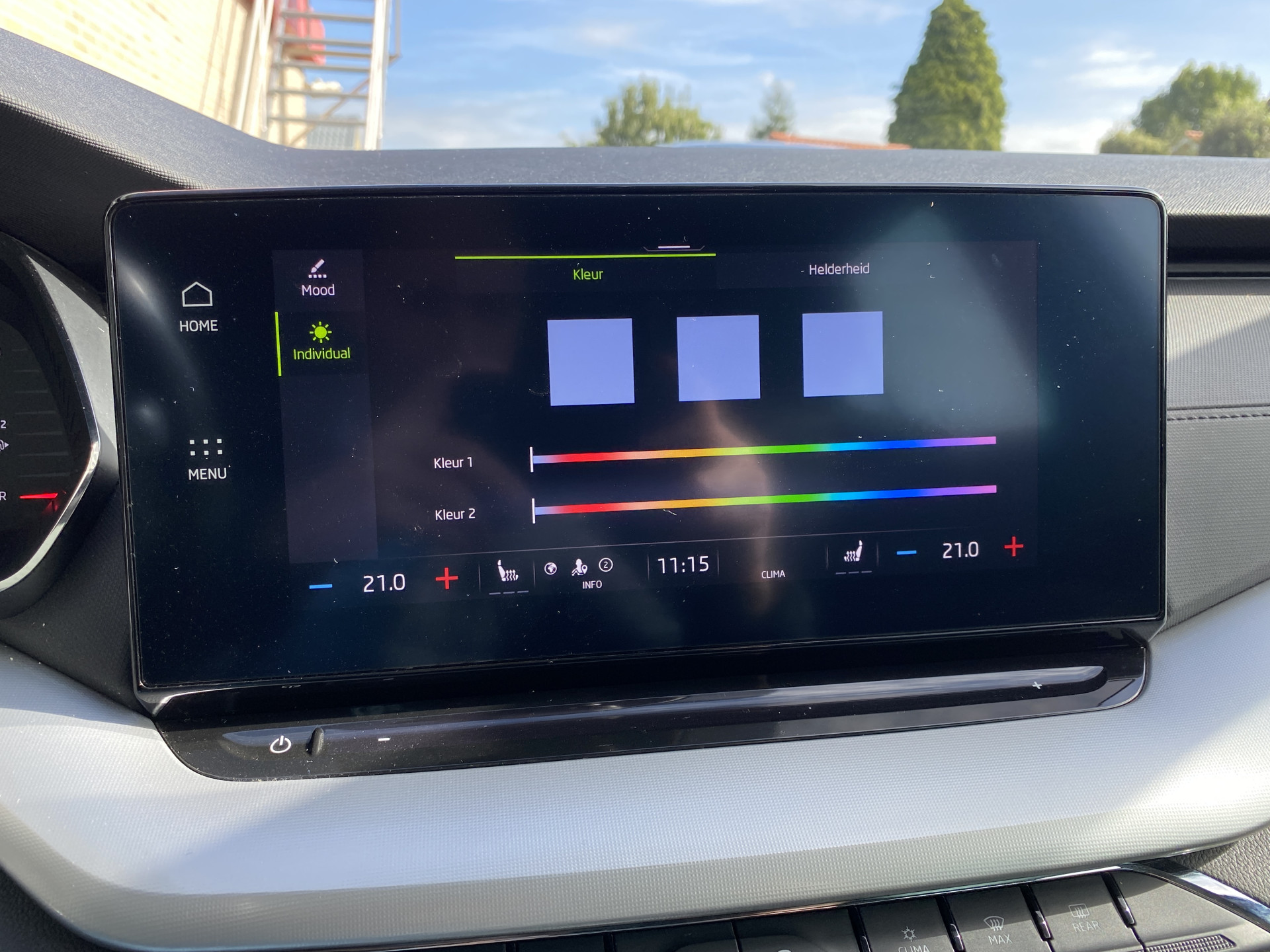 ŠKODA Octavia Combi 1.0 e-TSI Business Edition Plus AUT. | 1e eigenaar | dealer onderh. | navigatie | trekhaak | carplay | adaptieve cruise