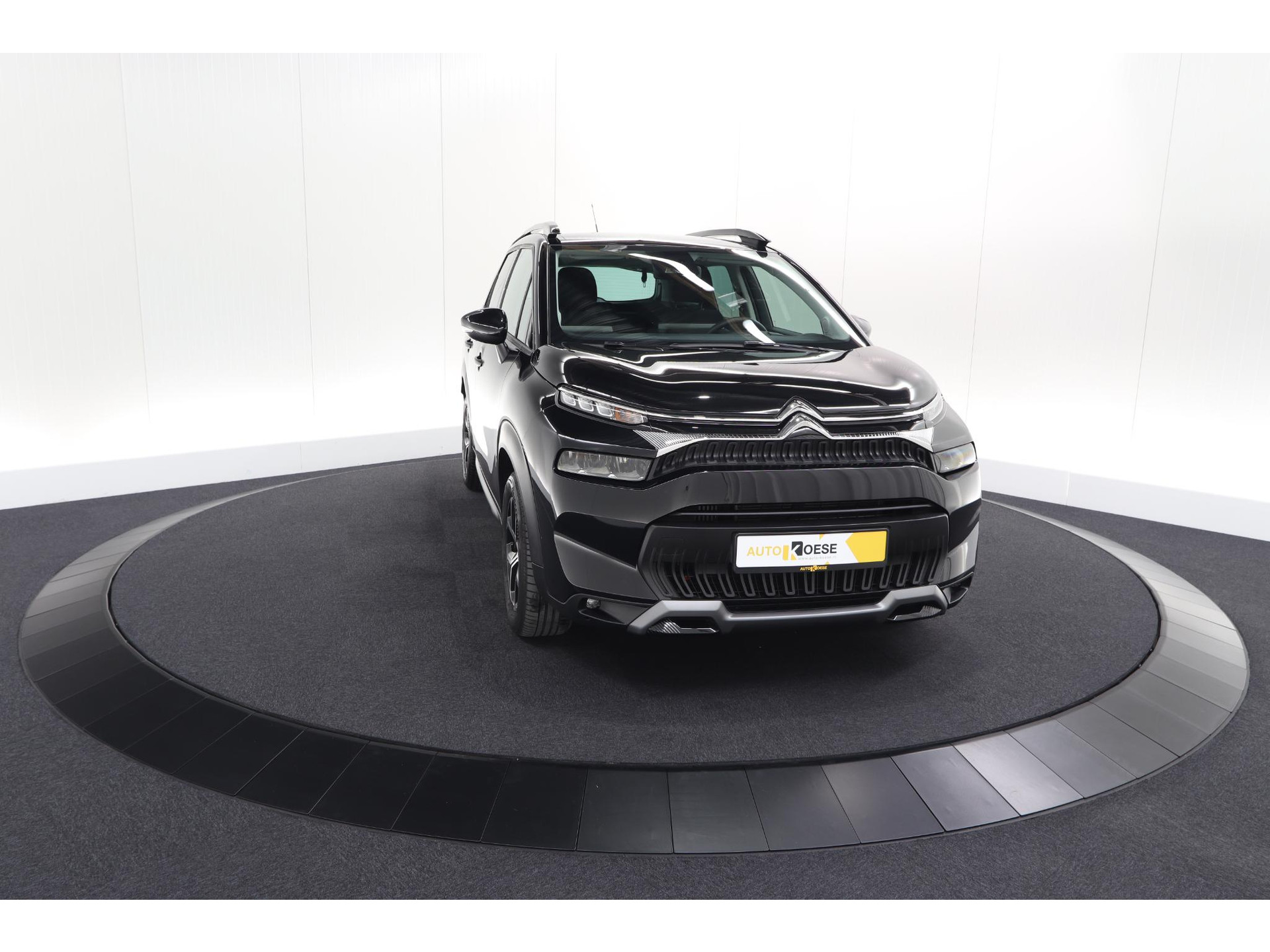 Citroen C3 Aircross PureTech 130 EAT6 Shine | Parkeersensoren | Apple Carplay | Stoelverwarming