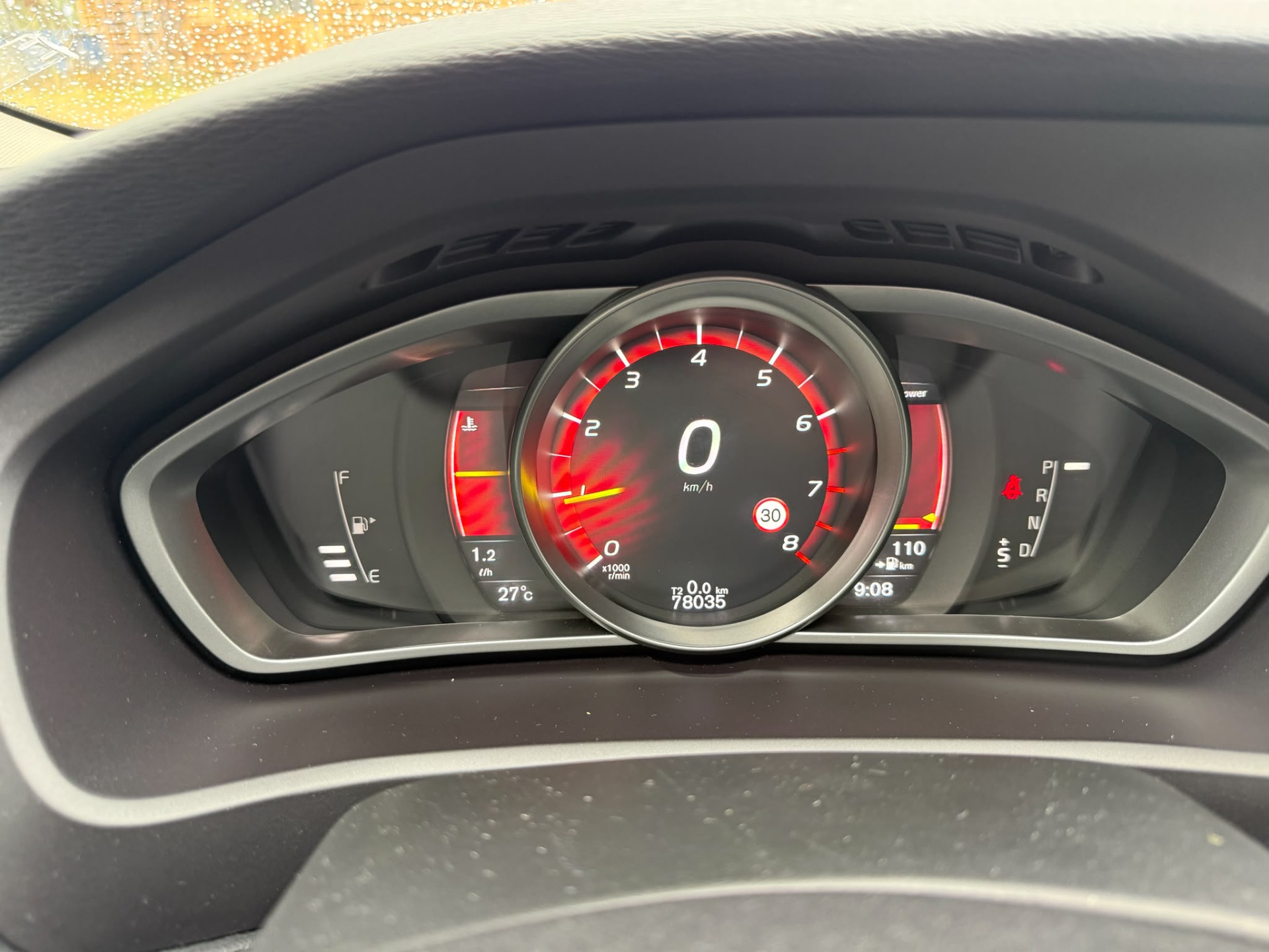 Volvo V40 Cross Country 1.5 T3 Summum | 2E EIGENAAR | 3/6 of 12 MND GARANTIE | PANO DAK | CAMERA | NAVI | MEMORY |