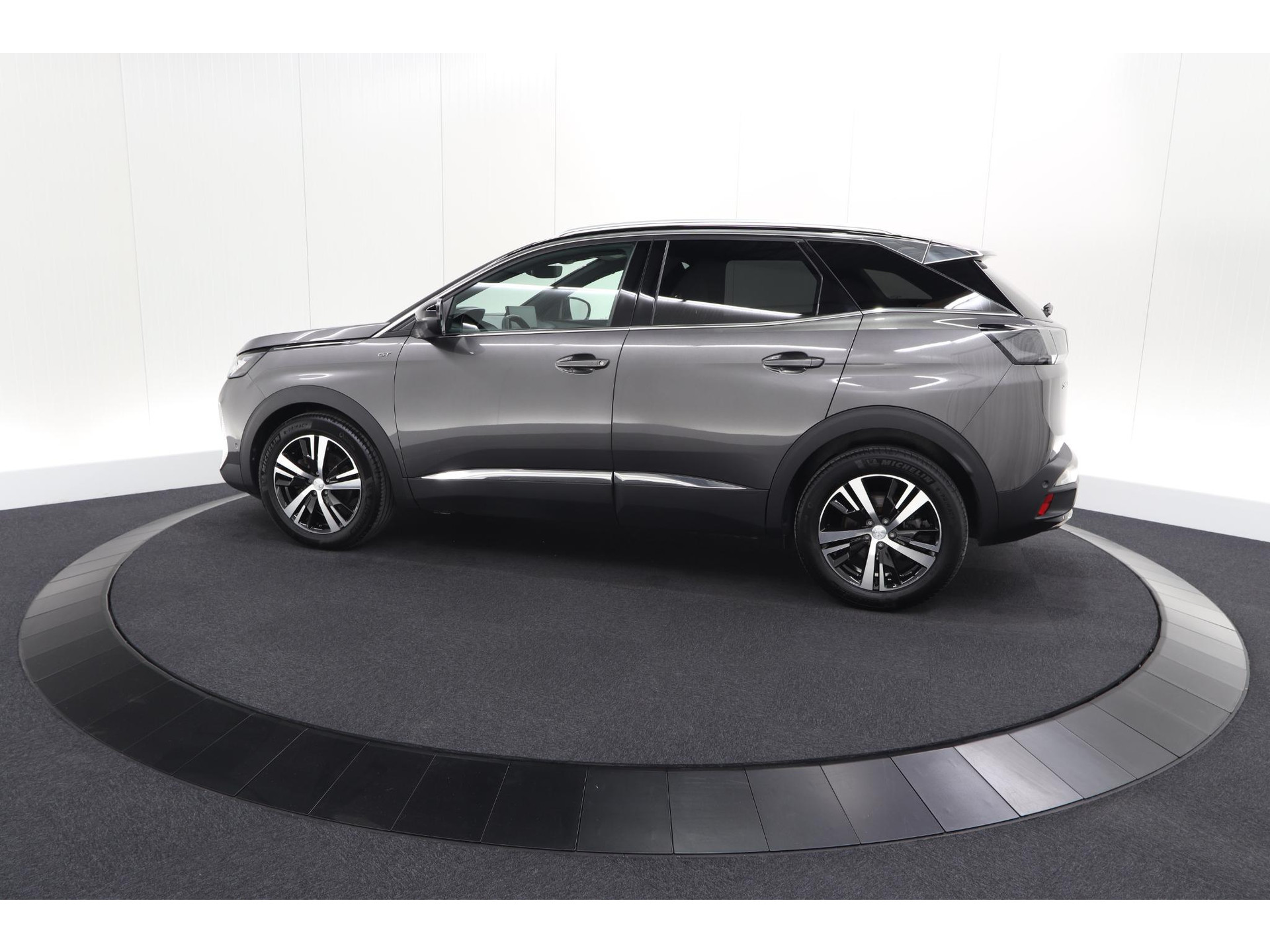 Peugeot 3008 PureTech 130 EAT8 GT | Camera | Dodehoekdetectie | Adaptieve Cruise Control