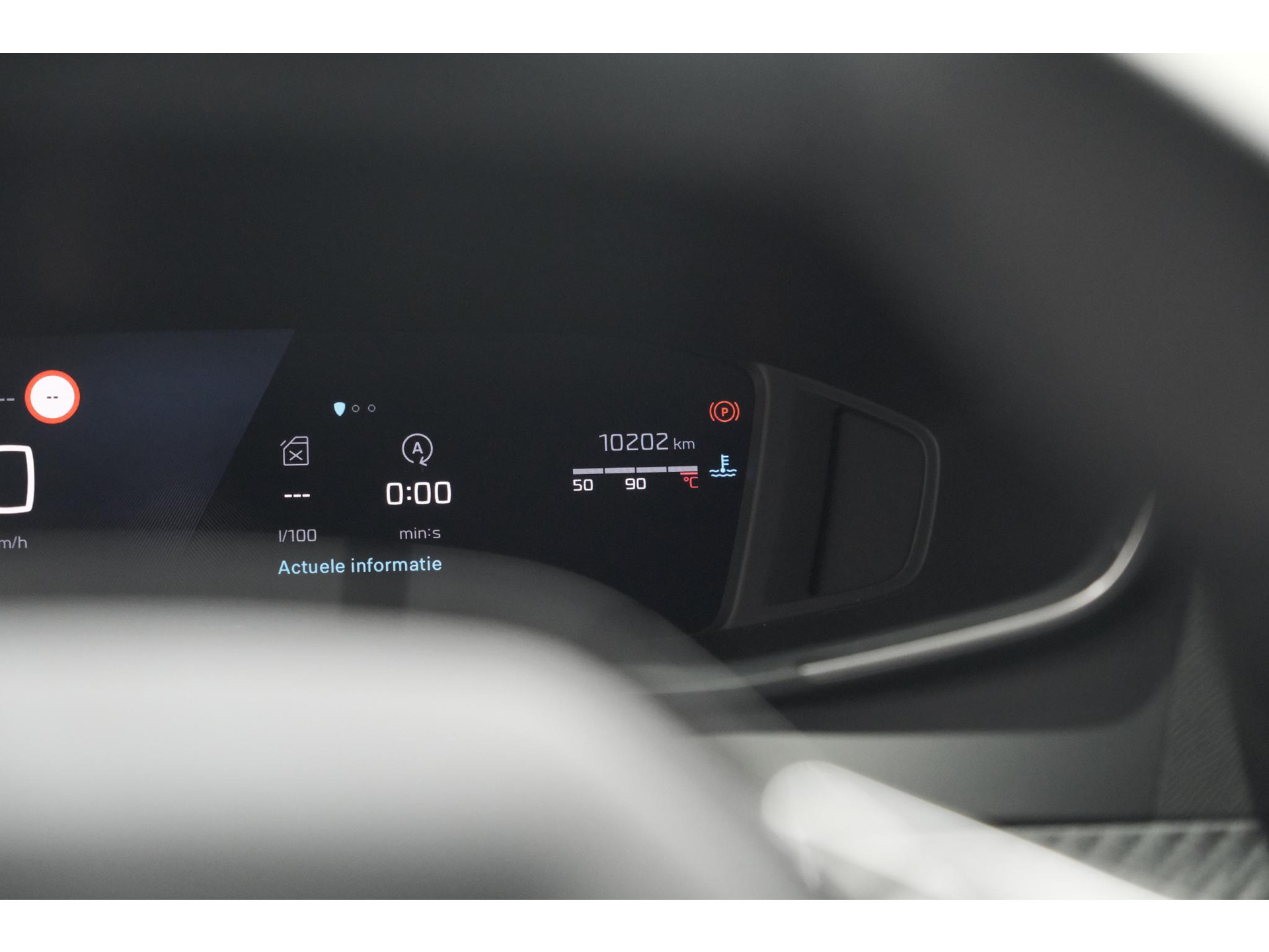 Peugeot 2008 PureTech 100 Allure | 360 Camera | Dodehoekdetectie | Navigatie | Apple Carplay