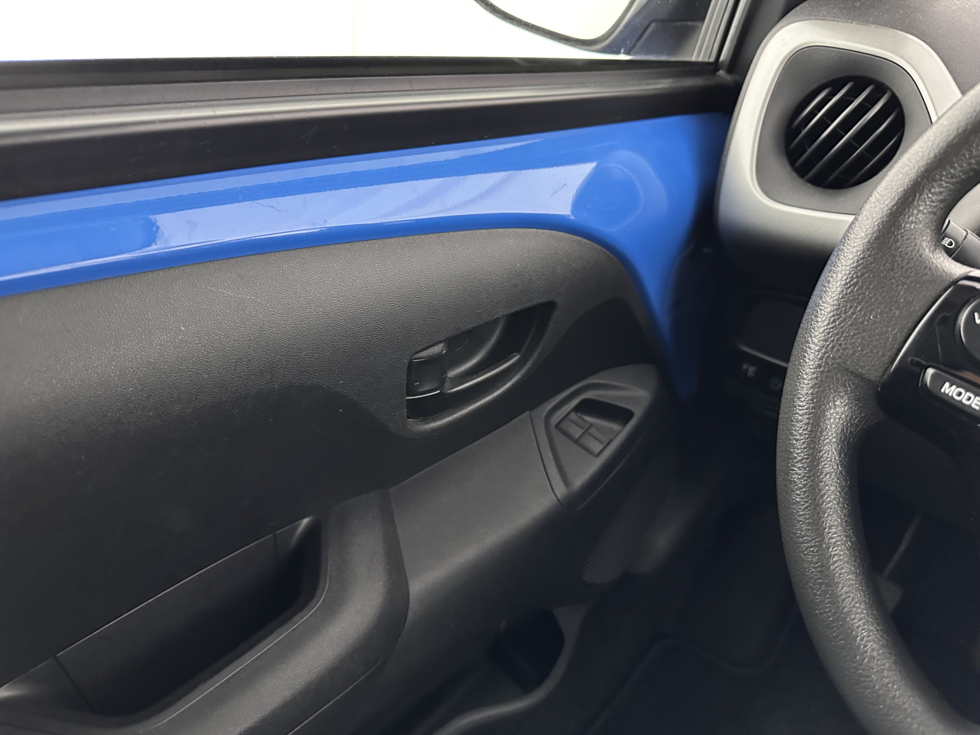 Peugeot 108 1.0 e-VTi Active TOP! CABRIO | AIRCO | RADIO | PRIVACYGLASS | 15"ALU*