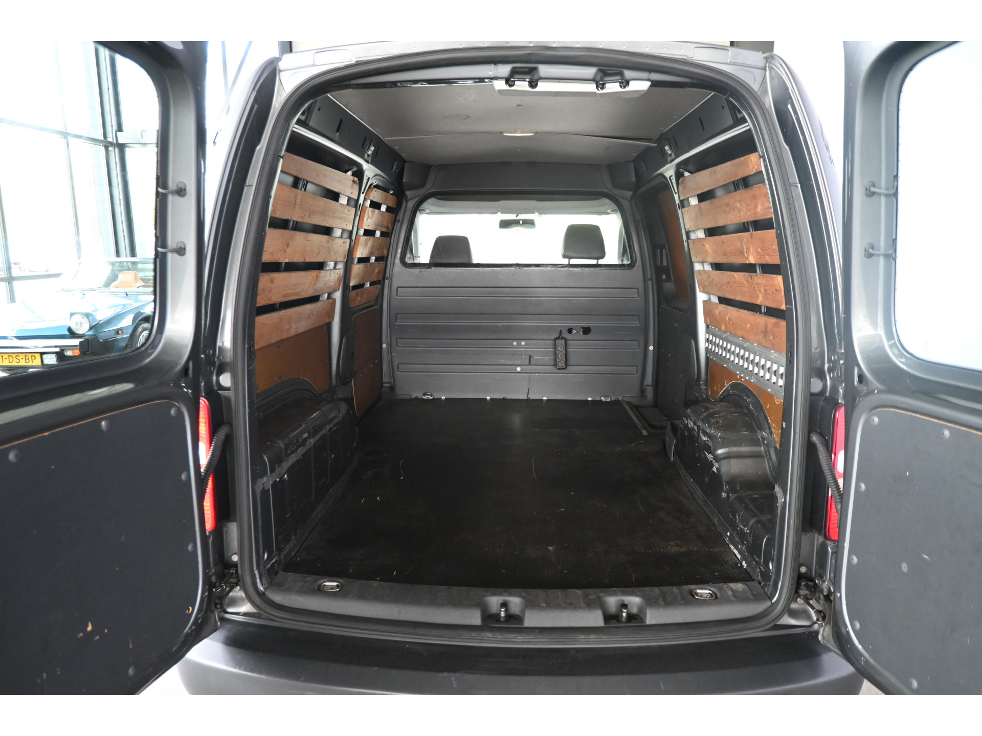 Volkswagen Caddy 1.6 TDI Maxi BMT Airco Cruise Control Goed Onderhouden! Inruil Mogelijk!