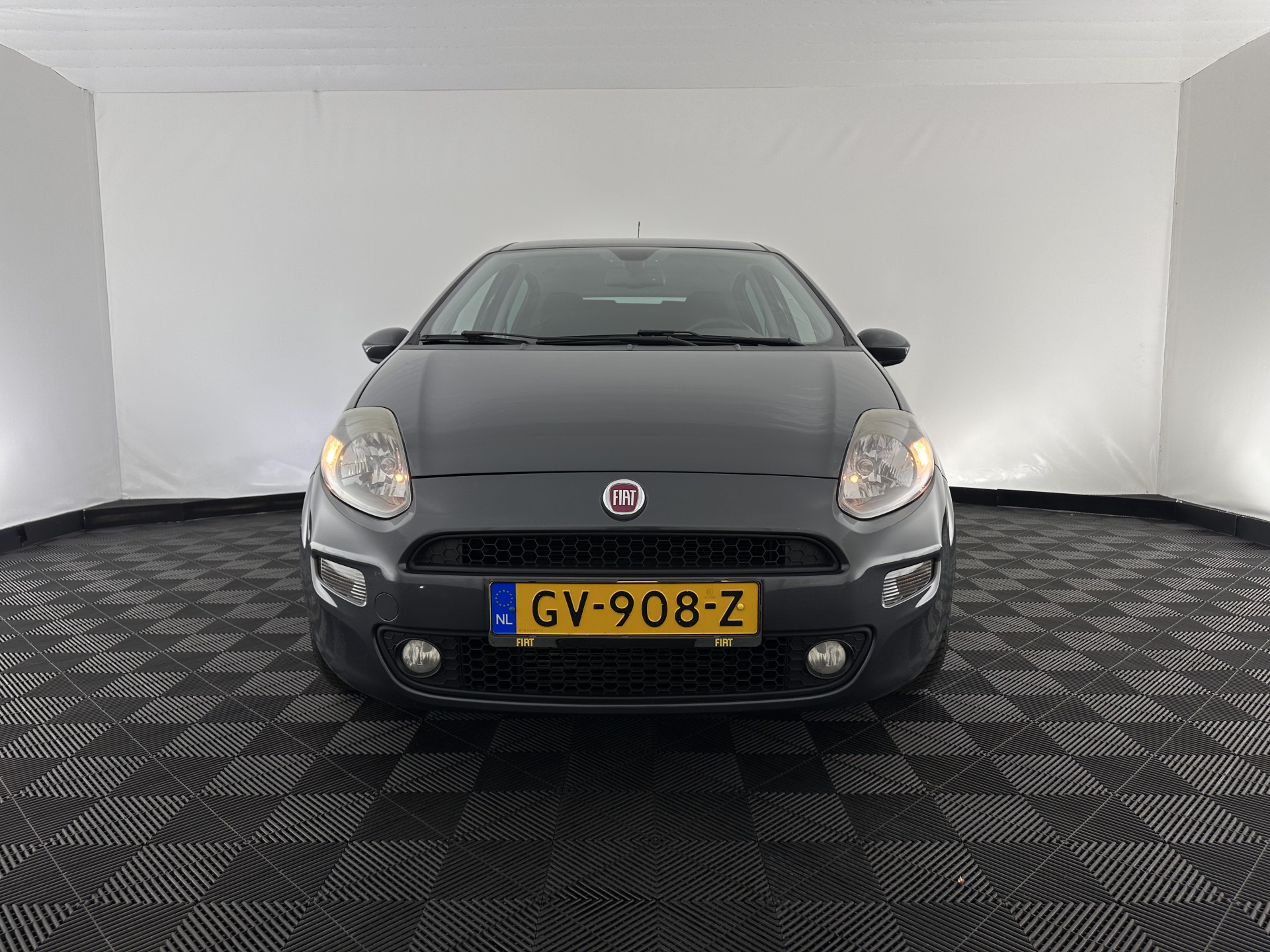 Fiat Punto Evo 1.3 M-Jet Lounge *SPORT-SEATS | MICROFIBRE | ECC | PDC | CRUISE | PRIVACY-GLASS | 15''ALU*