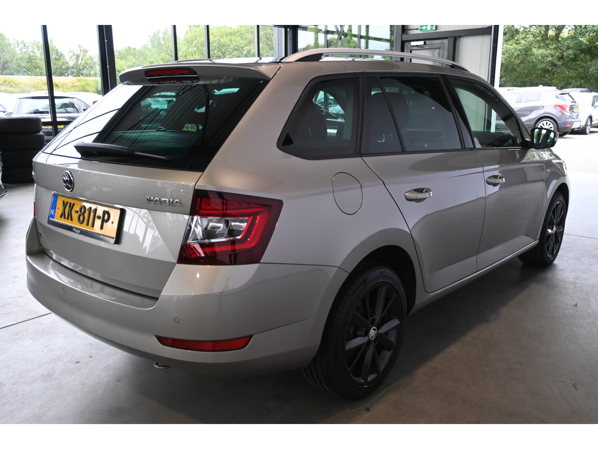 ŠKODA Fabia Combi 1.0 TSI Clever Clima Navigatie Panoramadak LED Stoelverwarming Rijklaarprijs! Inruil Mogelijk!