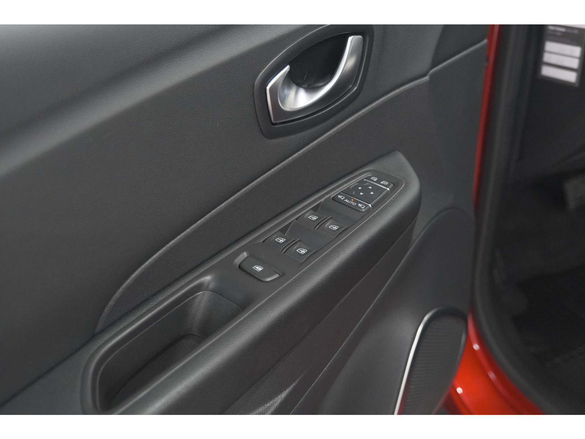 Renault Captur TCe 120 EDC Intens | Trekhaak | Camera | Navigatie | Parkeersensoren