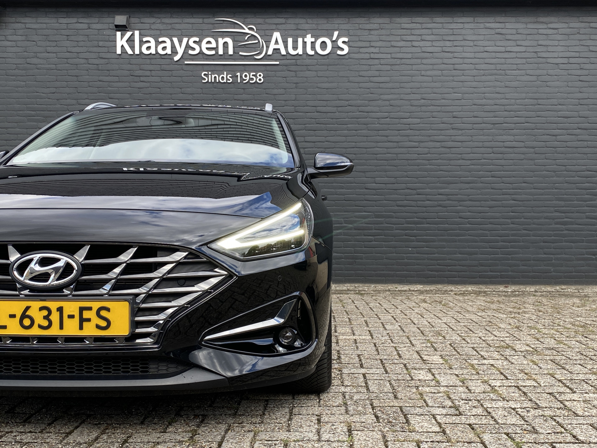 Hyundai i30 Wagon 1.5 T-GDi  MHEV 160 pk Comfort Smart AUT. | navigatie | stoel-/stuurverw. | camera | trekhaak | parkeersensoren