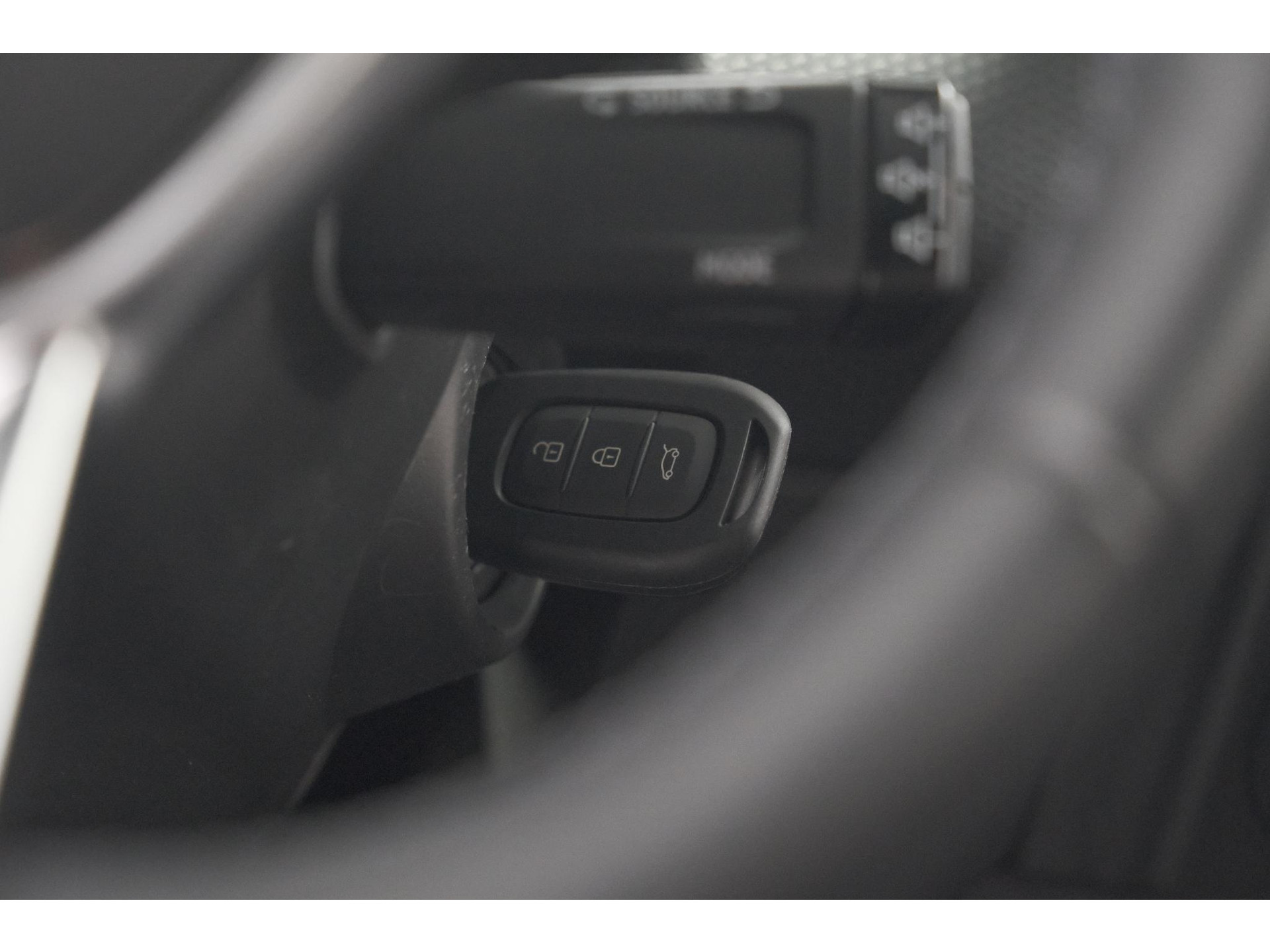 Renault Clio TCe 90 Evolution | Apple Carplay | Cruise Control | Navigatie