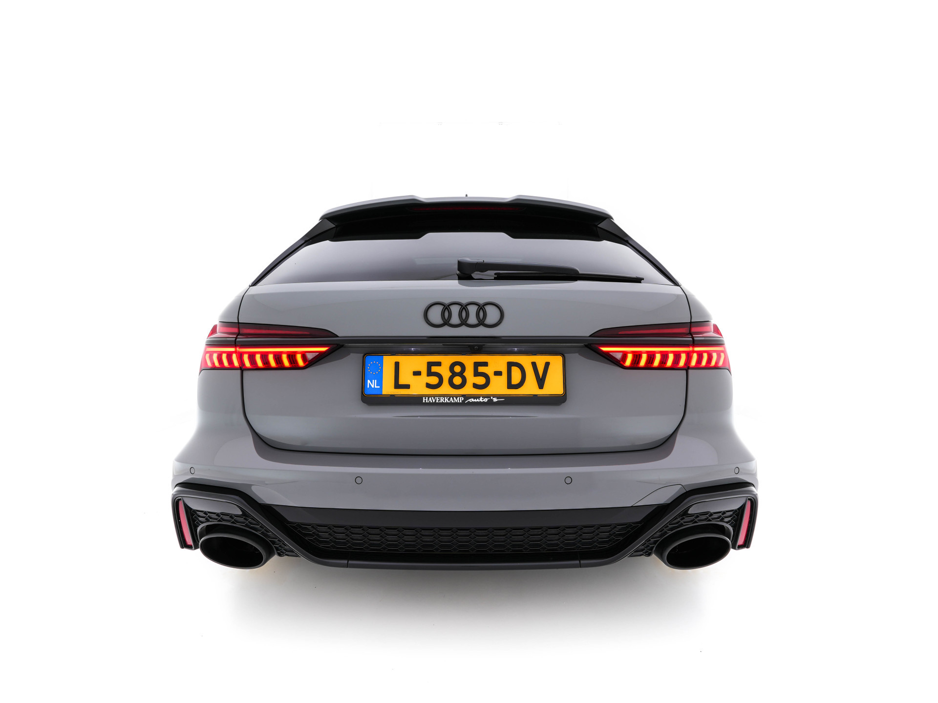 Audi RS6 Avant TFSI Quattro ! FULL-OPTIONS ! (INCL-BTW) Aut. *CERAMIC-BREAKS | VALCONA-LUXURY-LEATHER | HEAD-UP | LASER-LIGHT | BANG&OLUFSEN-ADVANCED | SOFT-CLOSE | ADAPTIVE-CRUISE | BLINDSPOT | TOP-VIEW | MEMORY-PACK | DAB+ | ...