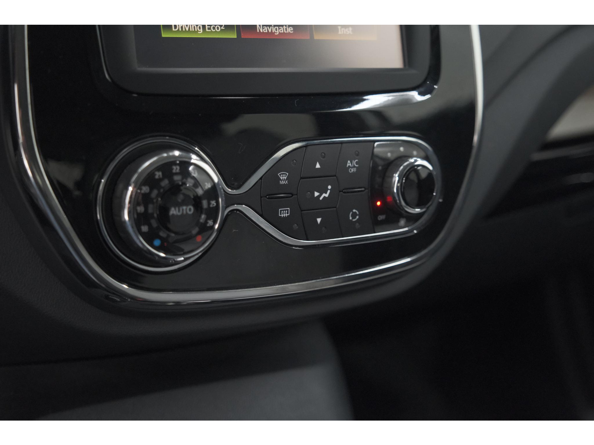 Renault Captur TCe 120 EDC Dynamique | Trekhaak | Camera | Climate Control | Navigatie