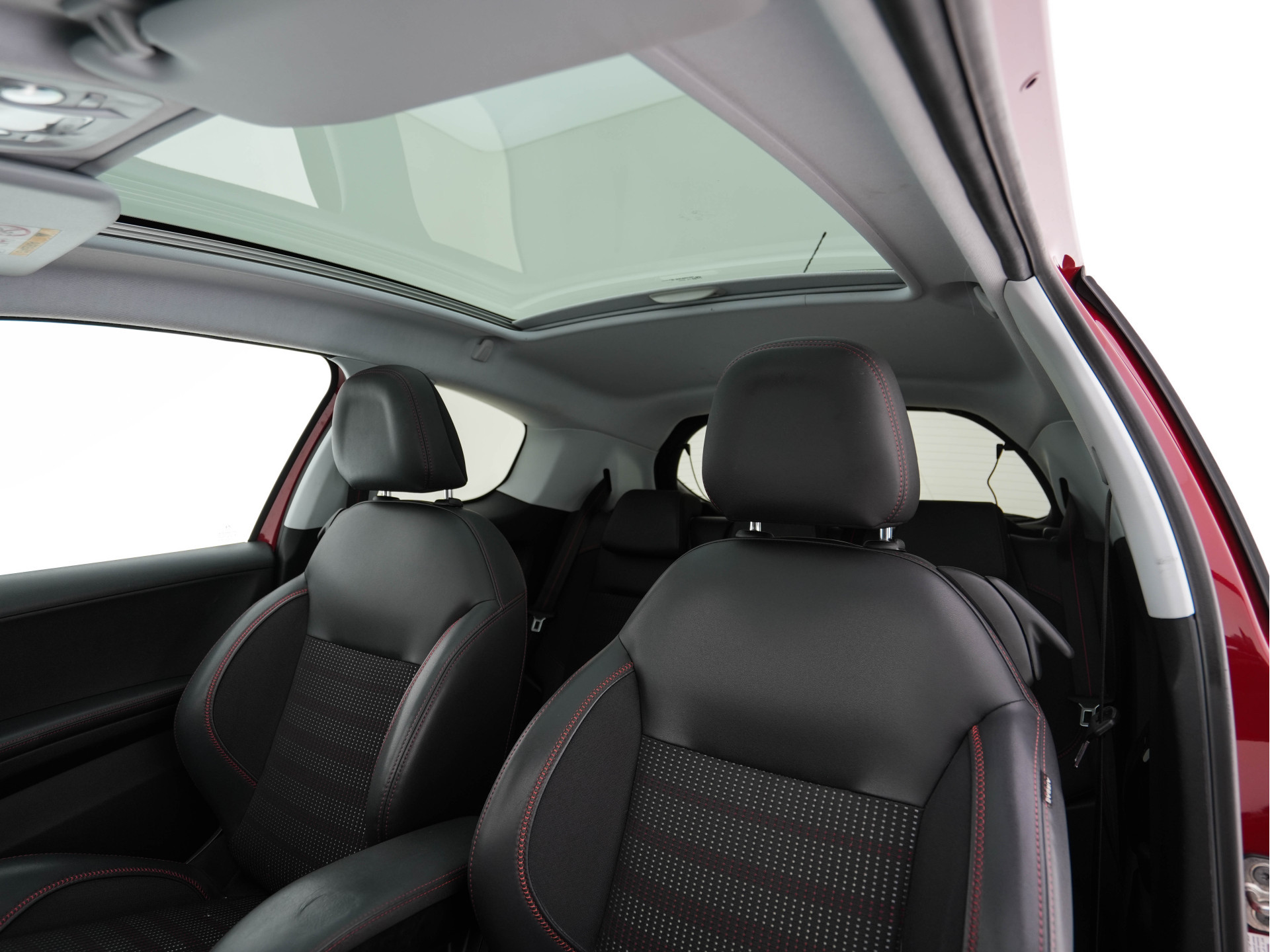 Peugeot 208 1.6 BlueHDi GT-line *PANO | LEATHER-FABRIC | JBL-AUDIO | HEATED-SPORTSEATS | NAVI-FULLMAP | CAMERA | DAB+ | PRIVACY-GLASS | TOWBAR | 17''ALU*