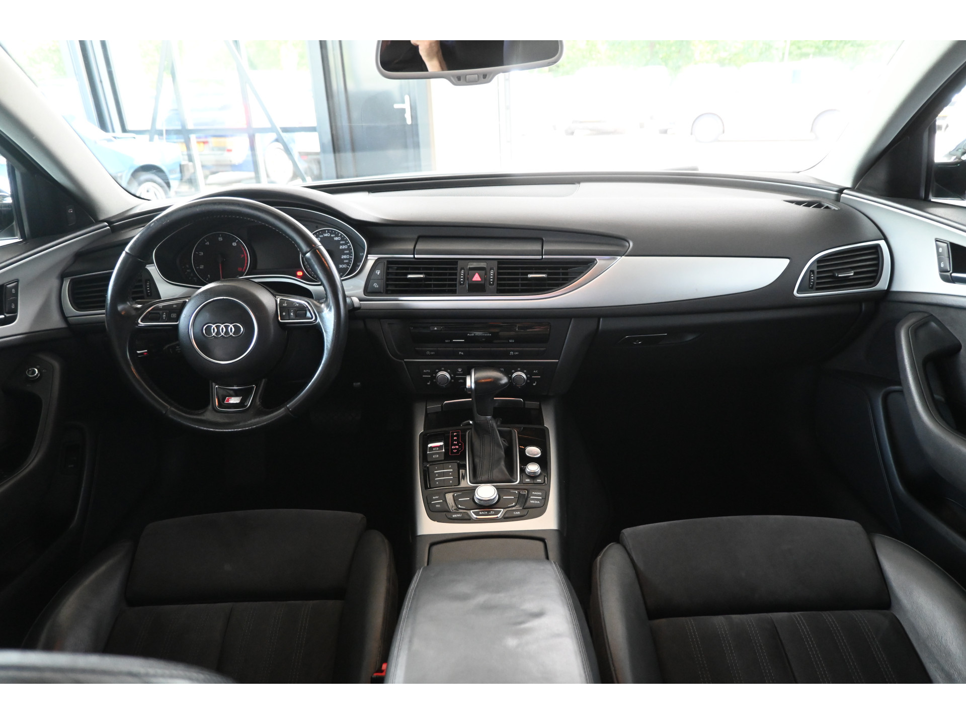 Audi A6 Limousine 2.0 TFSI S-Line Automaat Clima Navigatie Stoelverwarming Goed Onderhouden! Inruil Mogelijk!