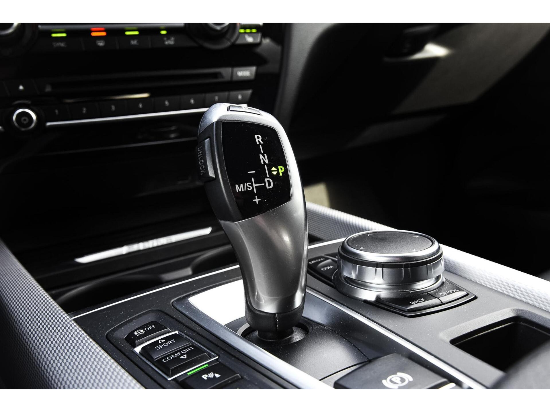 BMW X5 40e M Sport Pano HUD Harman Kardon Trekhaak 360° LED