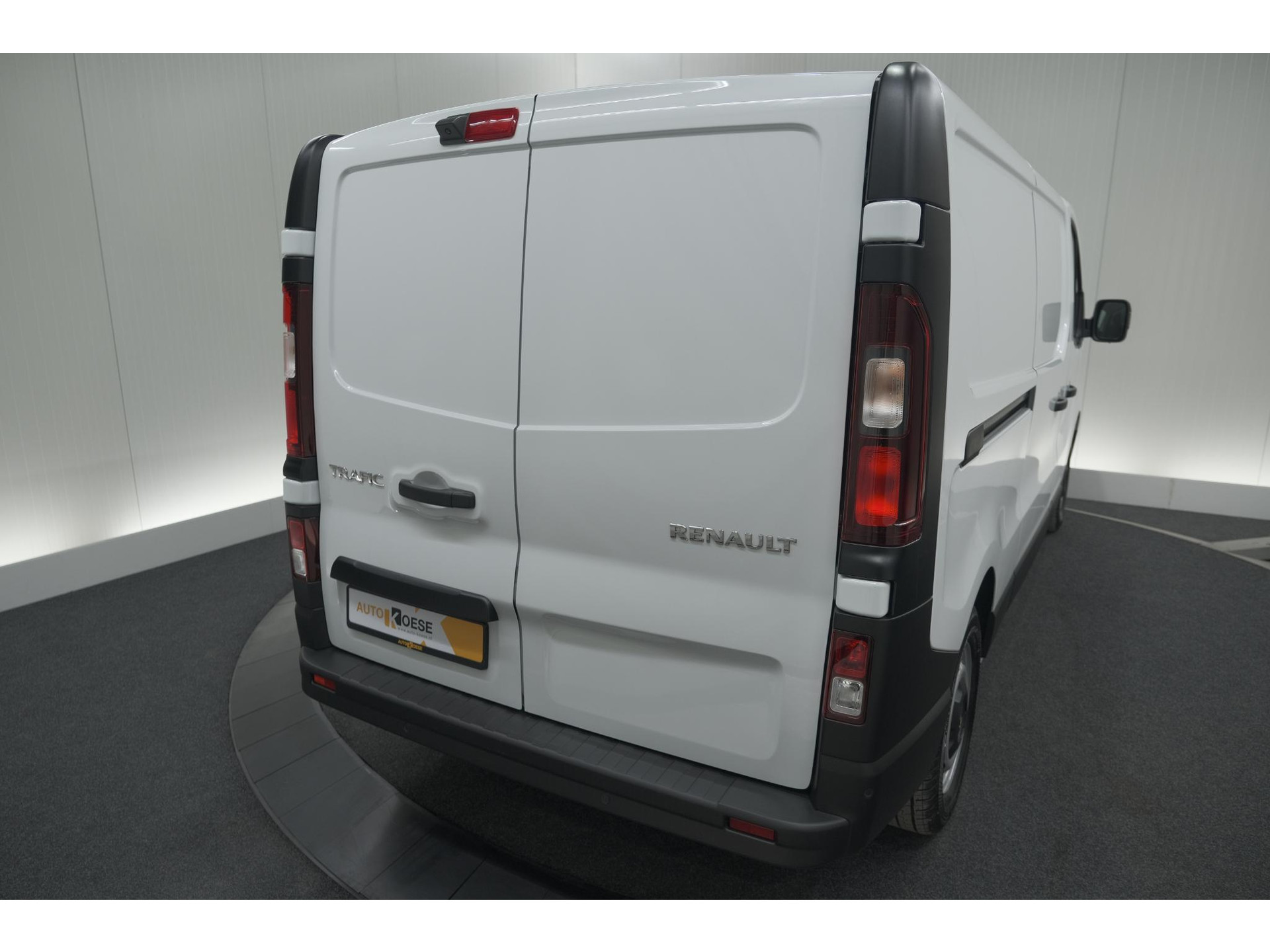Renault Trafic 2.0 Blue dCi 130 T30 L2H1 Advance | Camera | Apple Carplay | Parkeersensoren