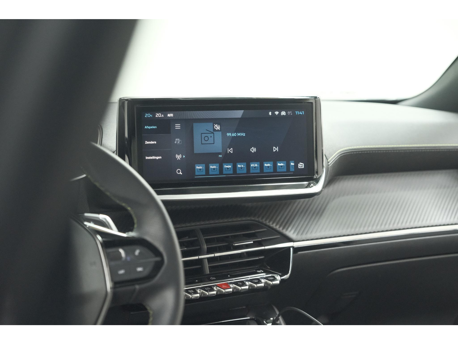 Peugeot 2008 PureTech 130 EAT8 GT | Camera | Apple Carplay | Parkeersensoren