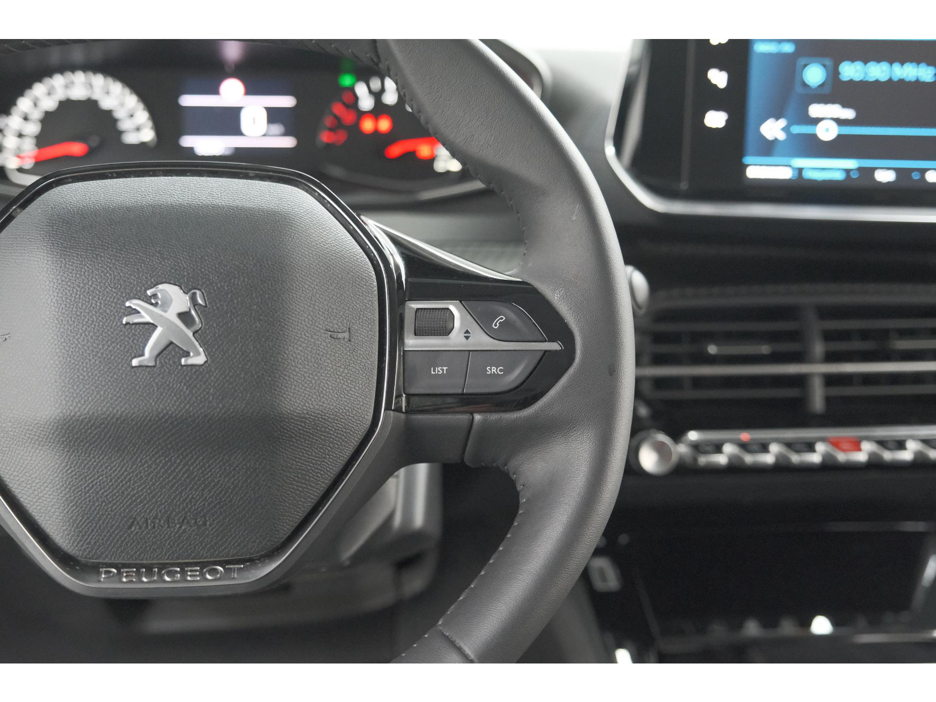 Peugeot 208 PureTech 100 Allure Pack | Camera | Apple Carplay | Stoelverwarming | Parkeersensoren