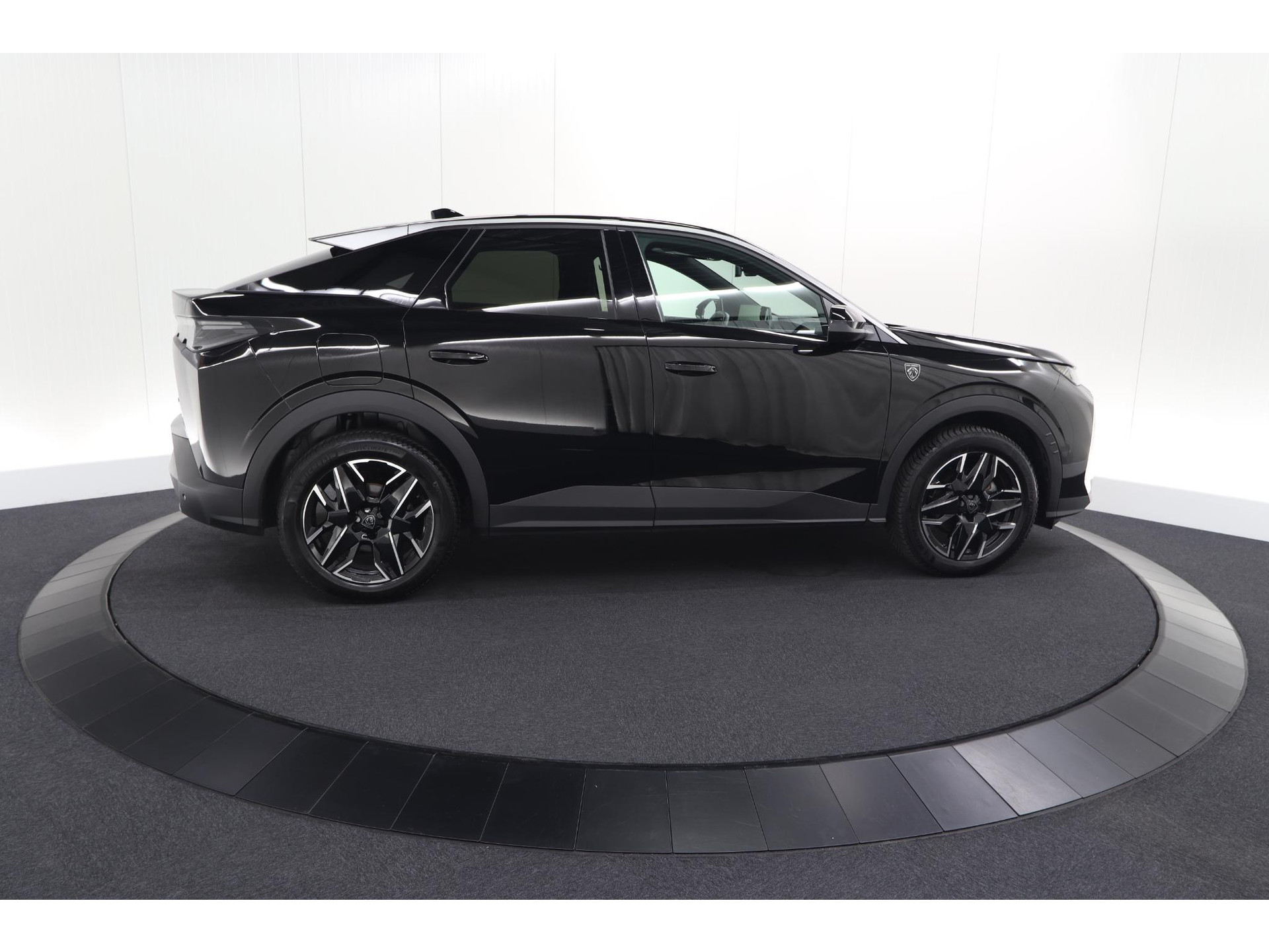 Peugeot 3008 Hybrid 145 e-DCS6 GT | Trekhaak Afneembaar | Allseason Banden | Camera | Adaptieve Cruise Control