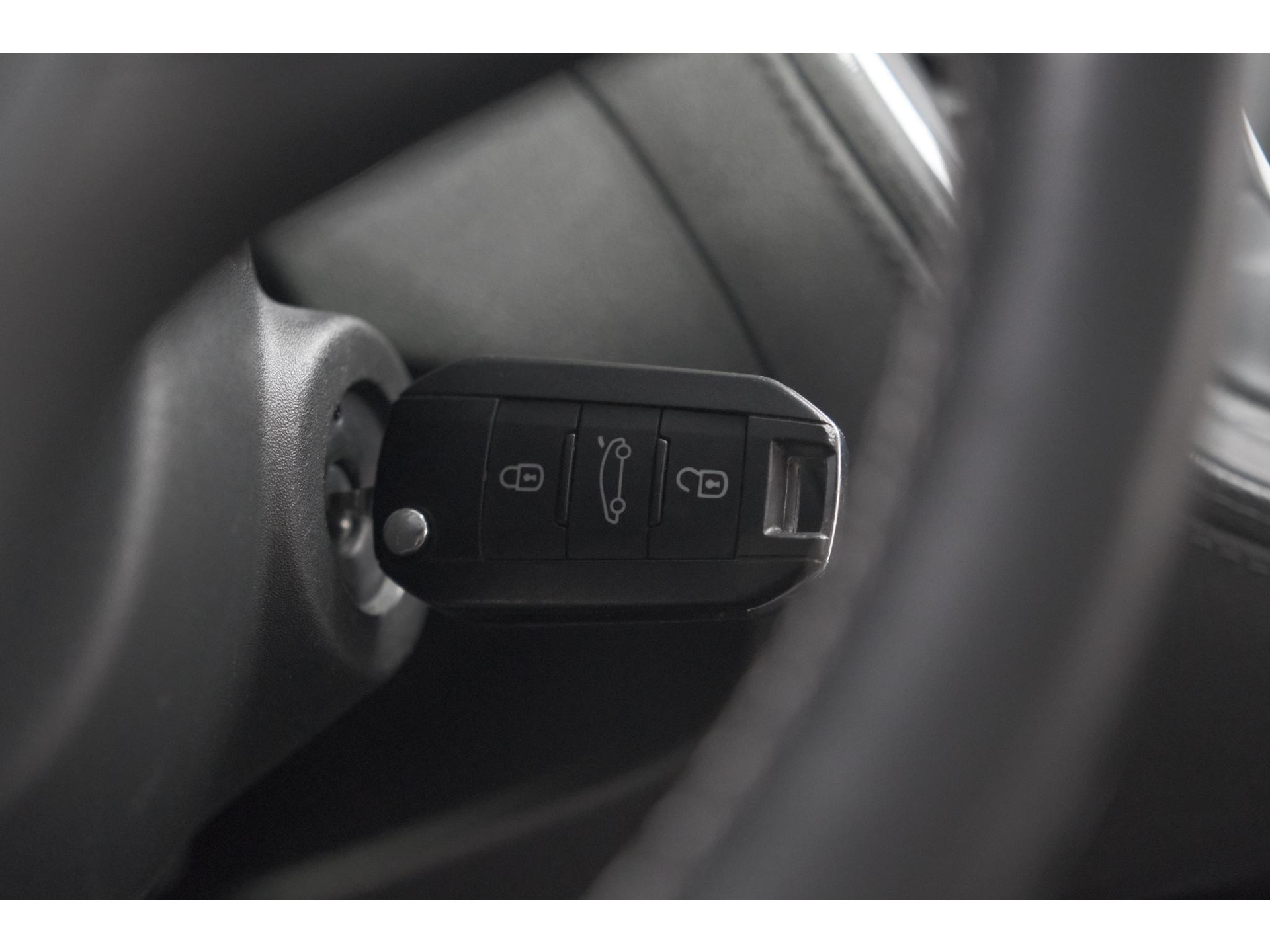 Opel Grandland X Turbo 130 EAT8 Innovation | Trekhaak | Dodehoekdetectie | Apple Carplay | Pack Winter