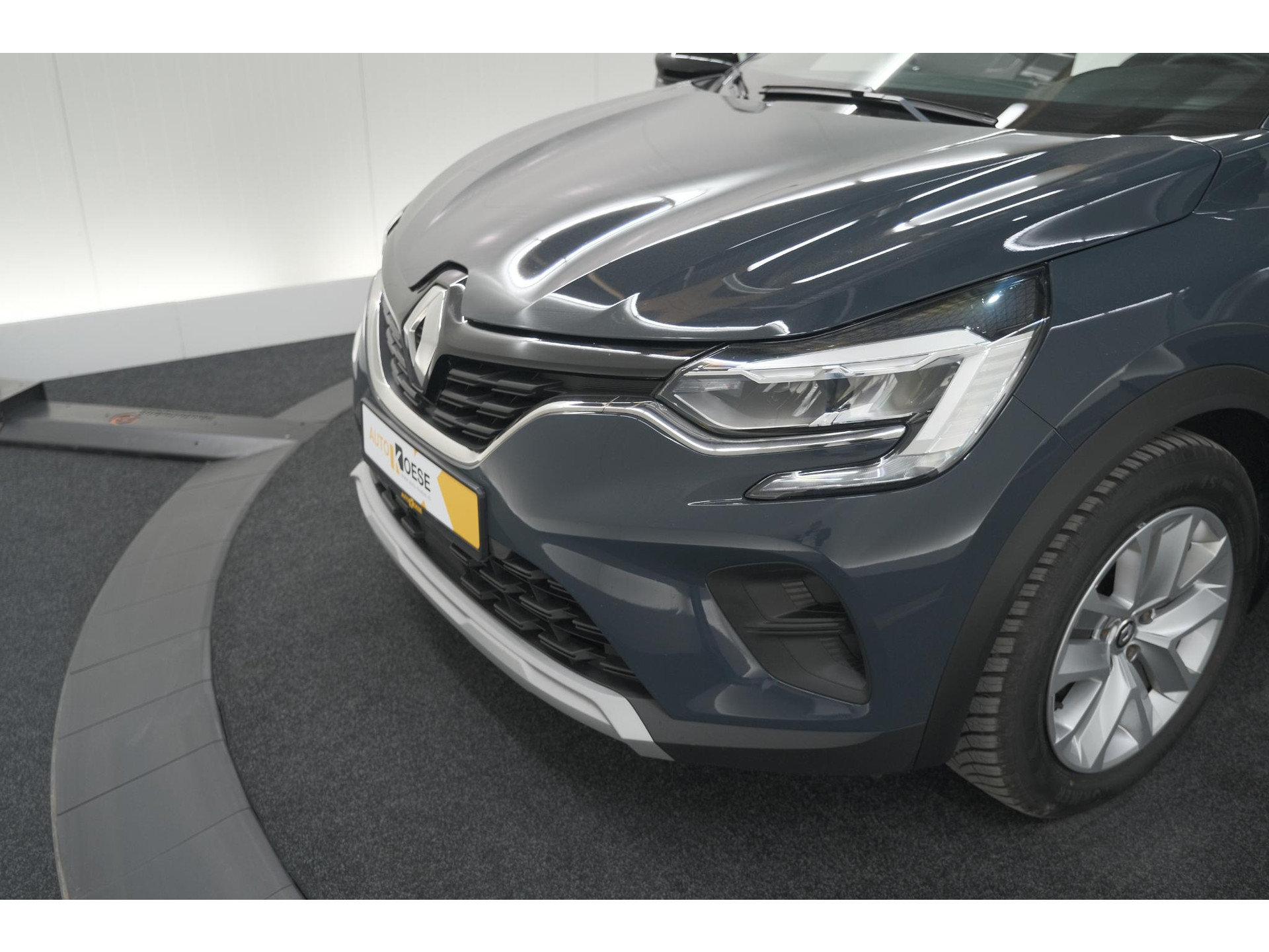 Renault Captur 1.6 E-Tech Plug-in Hybrid 160 Business | Parkeersensoren | Apple Carplay | Navigatie | Climate Control