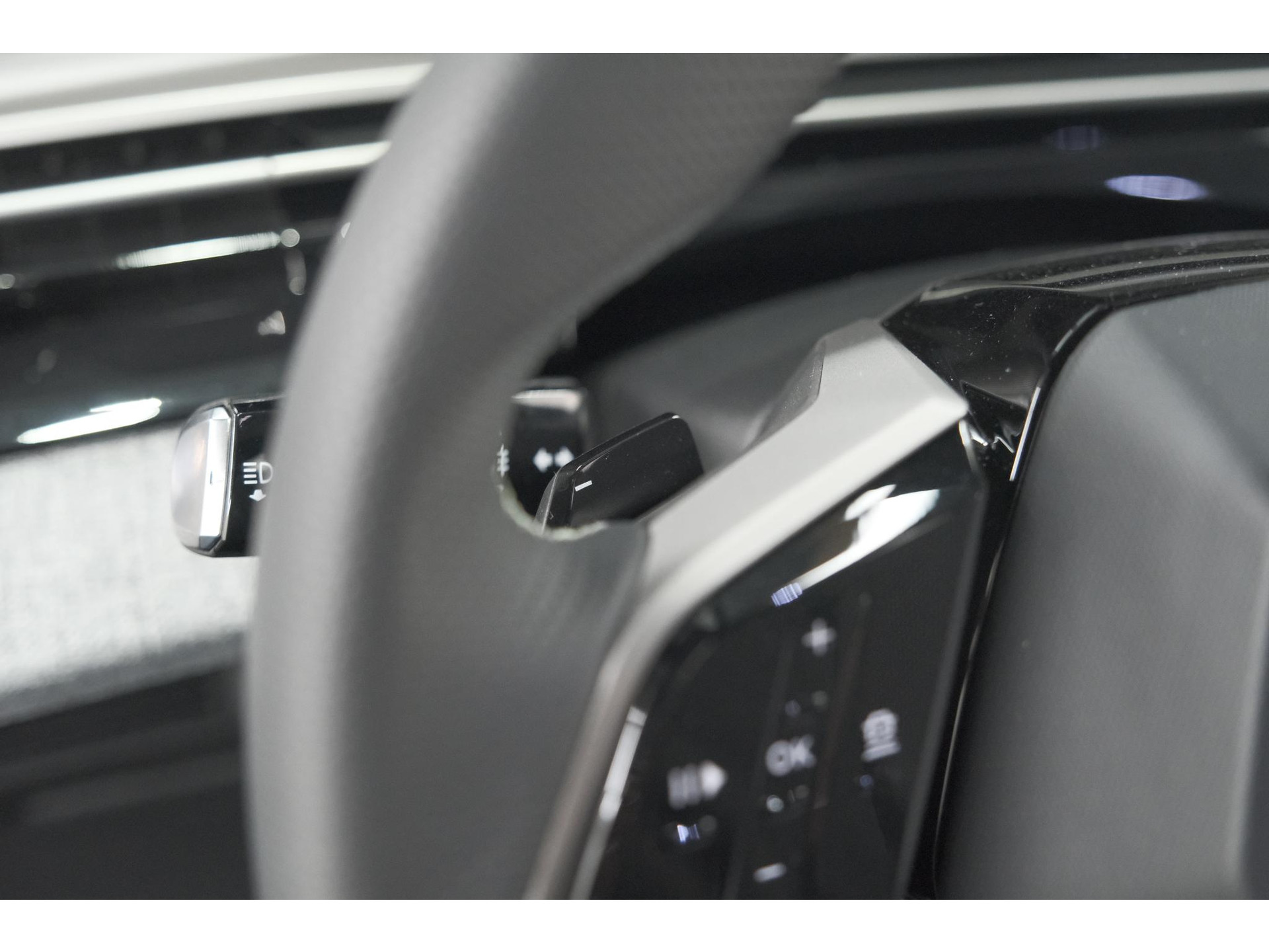 Peugeot 3008 Hybrid 145 e-DCS6 GT | Elektrische Kofferklep | Camera | Adaptieve Cruise Control | Apple CarPlay