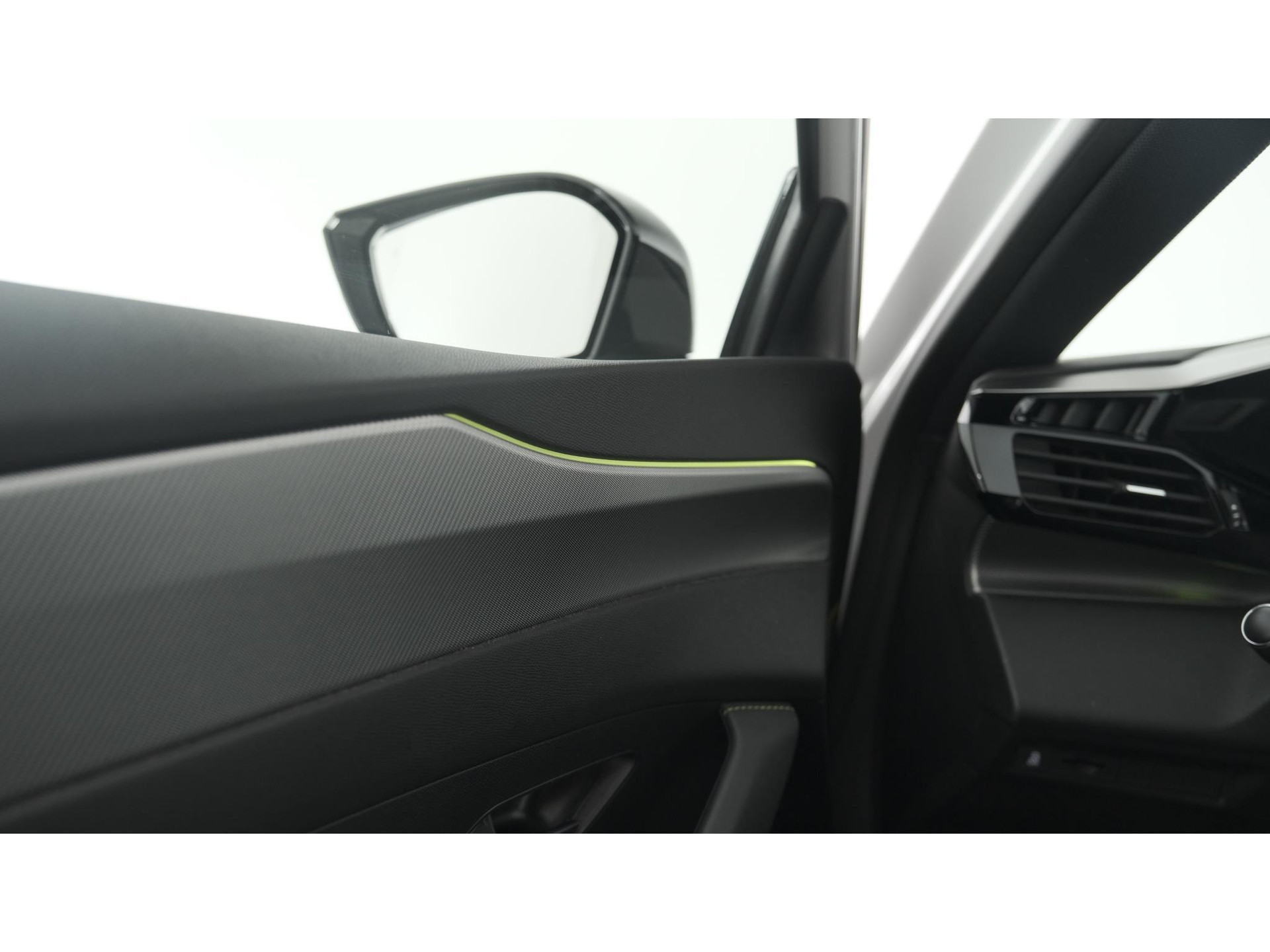 Peugeot 308 PureTech 130 GT Pack Business | Camera | Dodehoekdetectie | Apple Carplay
