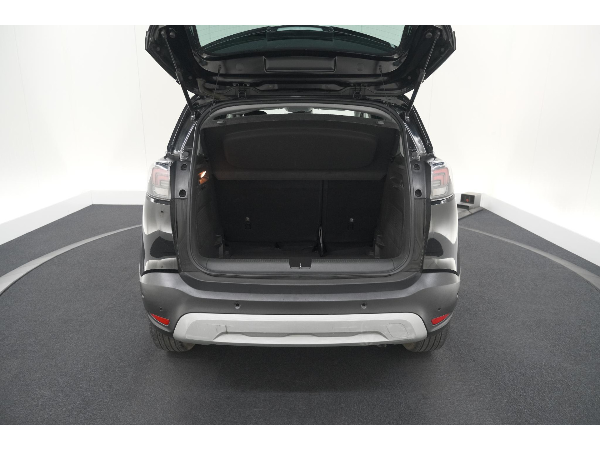 Opel Crossland 110 Turbo Business Elegance | Camera | Dodehoekdetectie | Navigatie | Apple Carplay