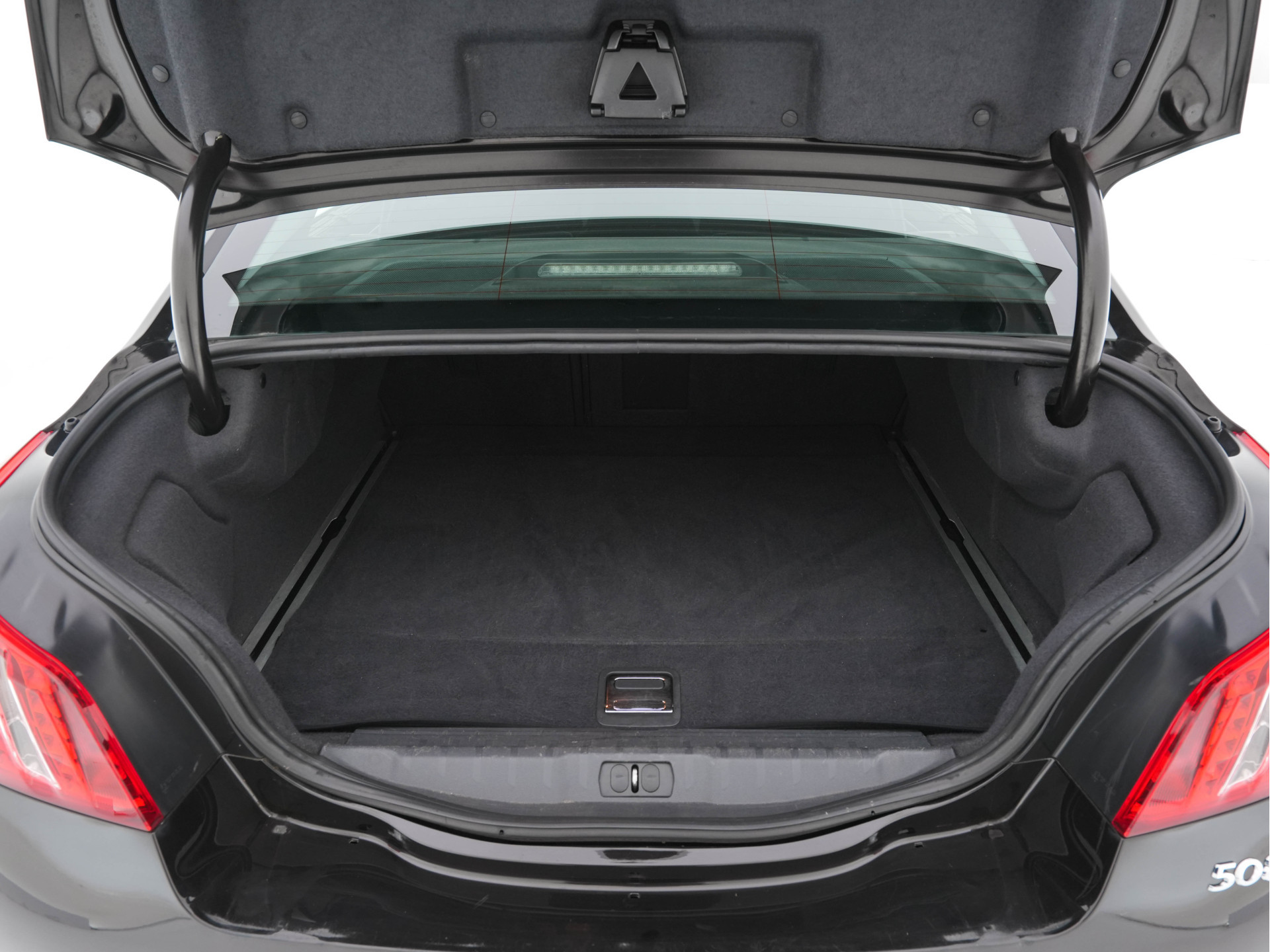 Peugeot 508 2.0 HDi Blue Lease Premium Hybrid4 Aut. *HEAD-UP | LEATHER-FABRIC | XENON | JBL-AUDIO | SHIFT-PADDLES | COMFORT-SEATS | KEYLESS | NAVI-FULLMAP | ECC | PDC | CRUISE | 17''ALU*