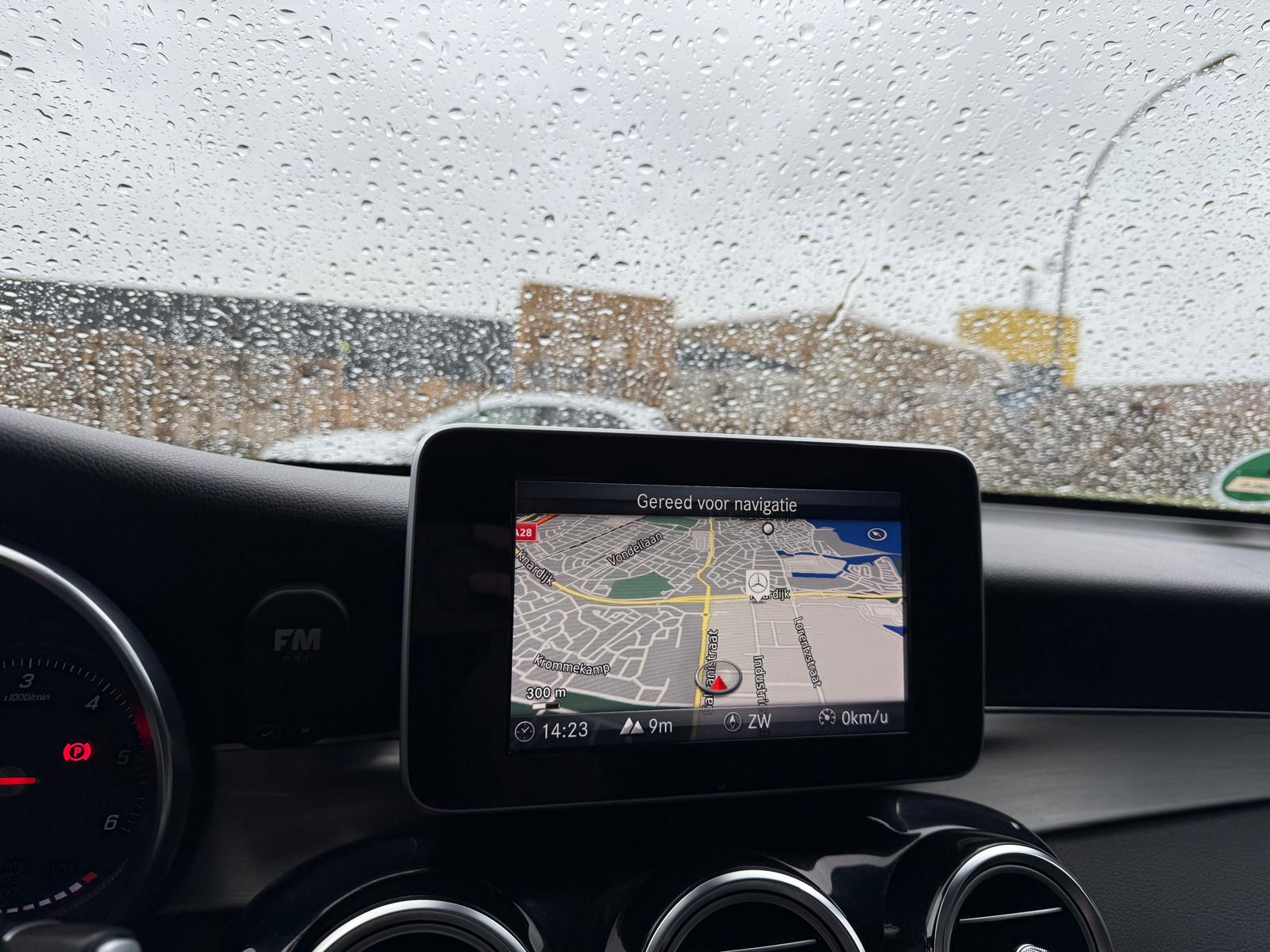 Mercedes-Benz GLC-klasse 220 d 4MATIC Premium Plus | 3/6/12MND GARANTIE | LED | CARPLAY | PANODAK | CRUISE | NAVI | TREKHAAK |