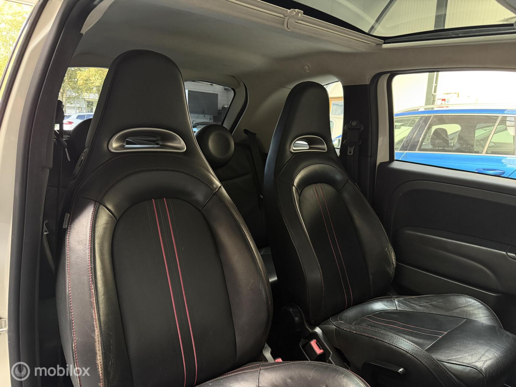 Fiat 500 1.2 Lounge|Automaat|Panodak|Leder|CarPlay|Abarth Look