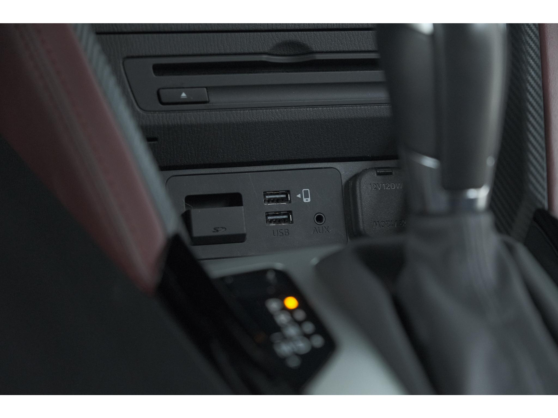 Mazda CX-3 2.0 SkyActiv-G 150 GT-M 4WD | Trekhaak | Camera | Dodehoekdetectie | Head-Up Display | Parkeersensoren
