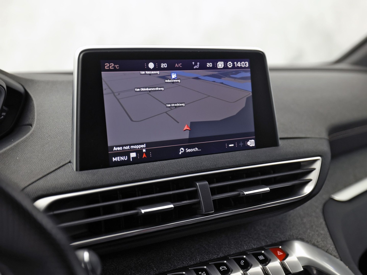 Peugeot 3008 1.6 e-THP GT Line 165Pk Automaat (APPLE CARPLAY, PARELMOER, GROOT NAVI, GETINT GLAS, KEYLESS, SPORTSTOELEN, PARKEERSENSOREN, ZWART HEMEL, NIEUWSTAAT)
