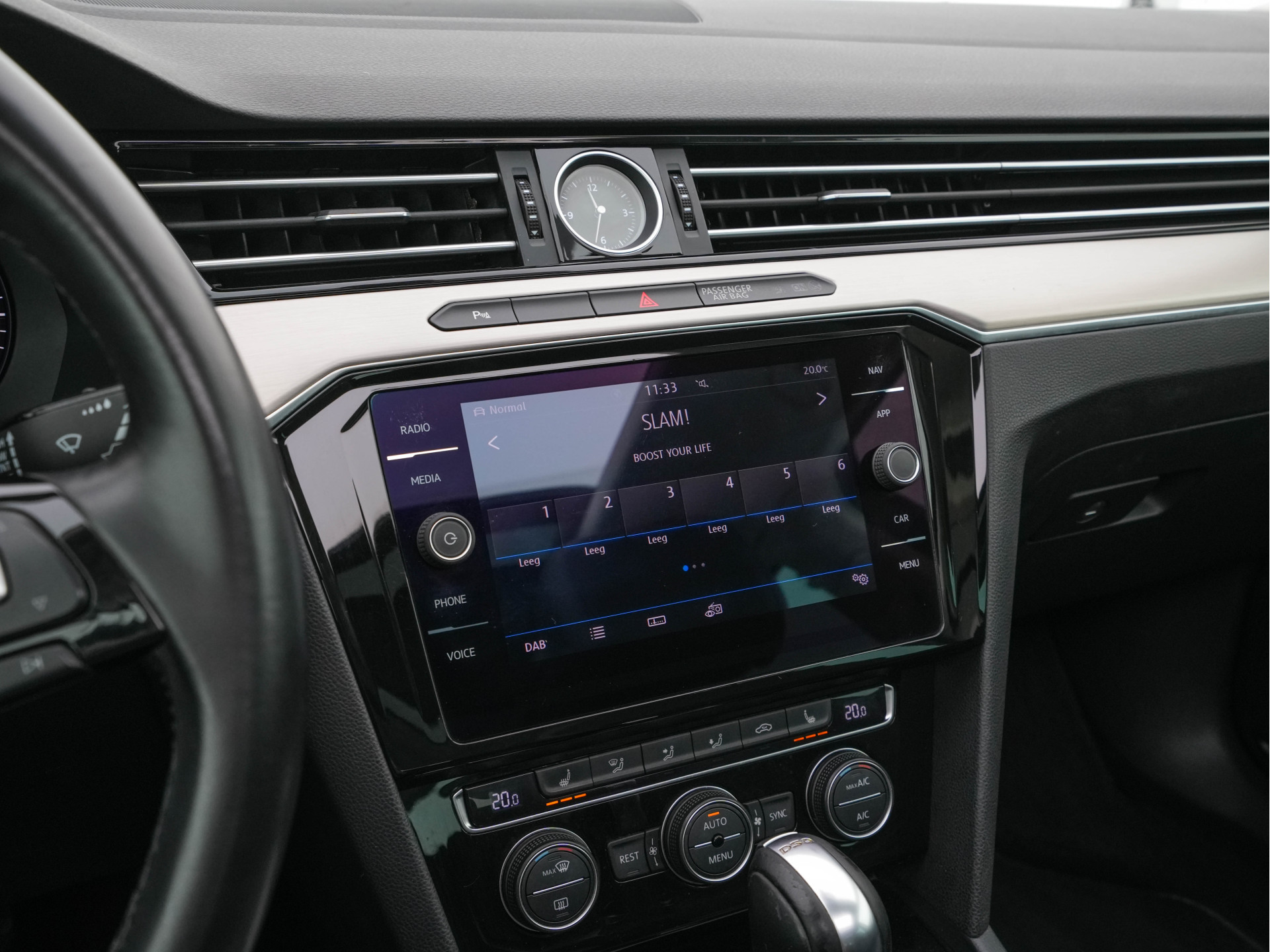 Volkswagen Passat Variant 2.0 BiTDI 4Motion Highline (INCL-BTW) Aut. *PANO | ADAPTIVE-CRUISE | DIGI-COCKPIT | NAVI-FULLMAP | LEATHER-ALCANTARA | FULL-LED | ERGONOMIC-COMFORTSEATS | KEYLESS | ECC | PARKPILOT | TOWBAR | 17''ALU*