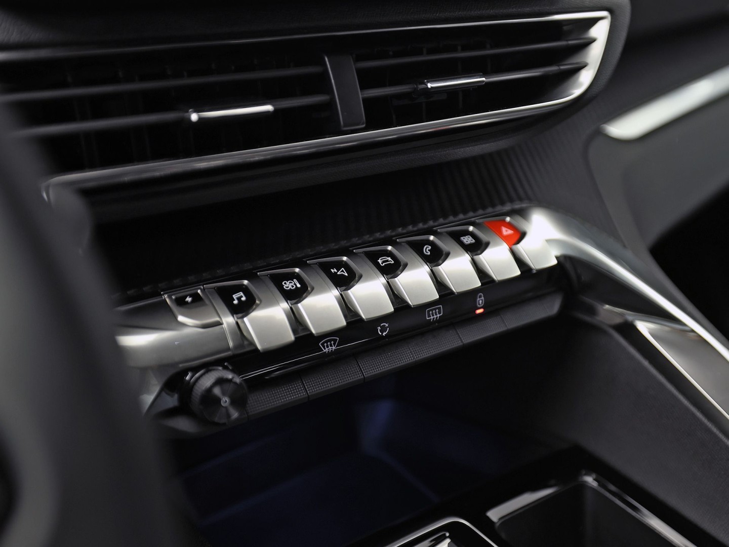 Peugeot 3008 1.6 HYbrid 225 Allure Sport 225Pk Automaat (APPLE CARPLAY, GROOT NAVI, 99% SOH, 360 CAMERA, LEDER, SPORTSTOELEN, ZWART HEMEL, GETINT GLAS, NIEUWSTAAT)