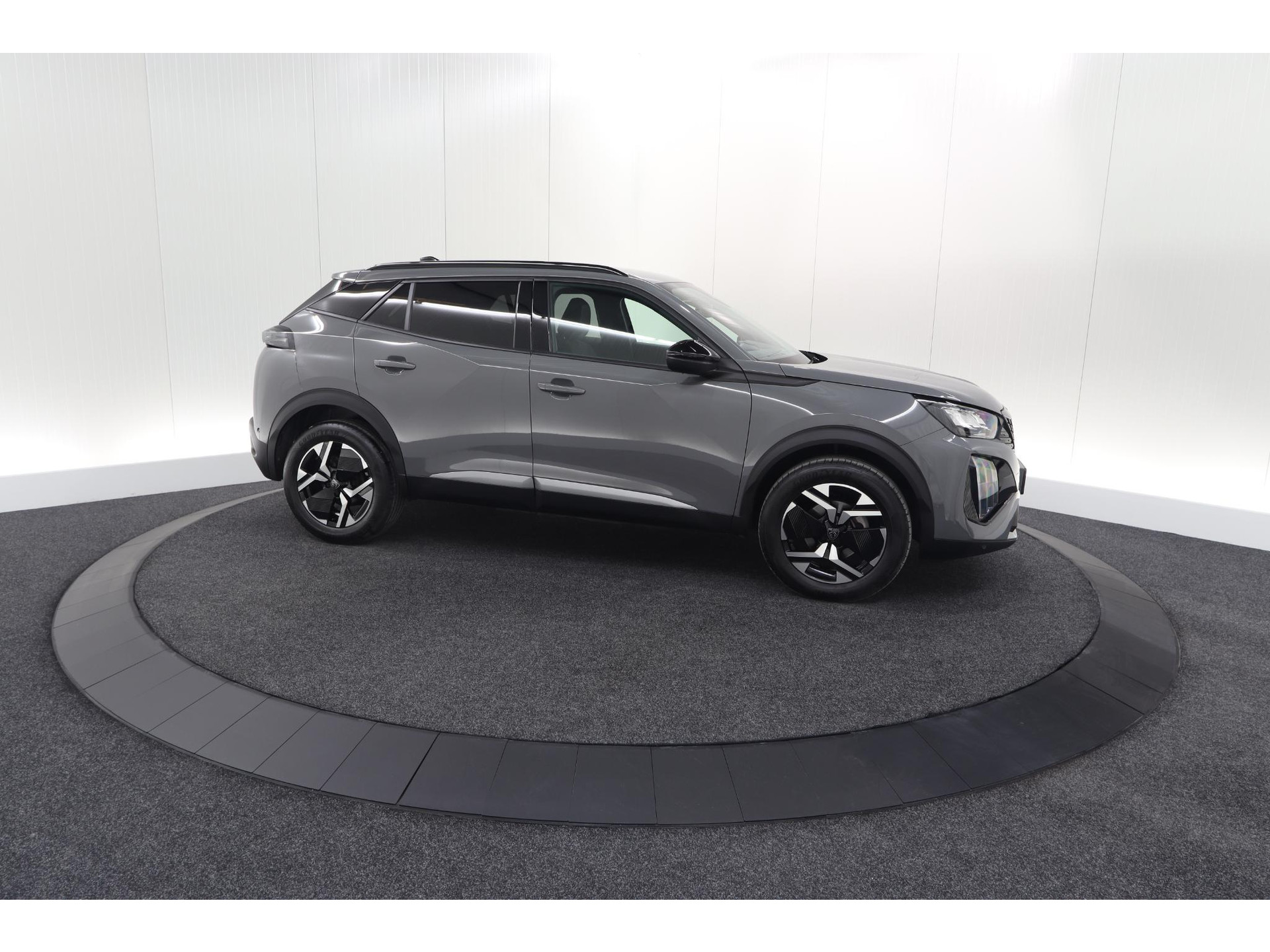 Peugeot 2008 PureTech 130 EAT8 Allure | 360 Camera | Adaptieve Cruise Control | Navigatie
