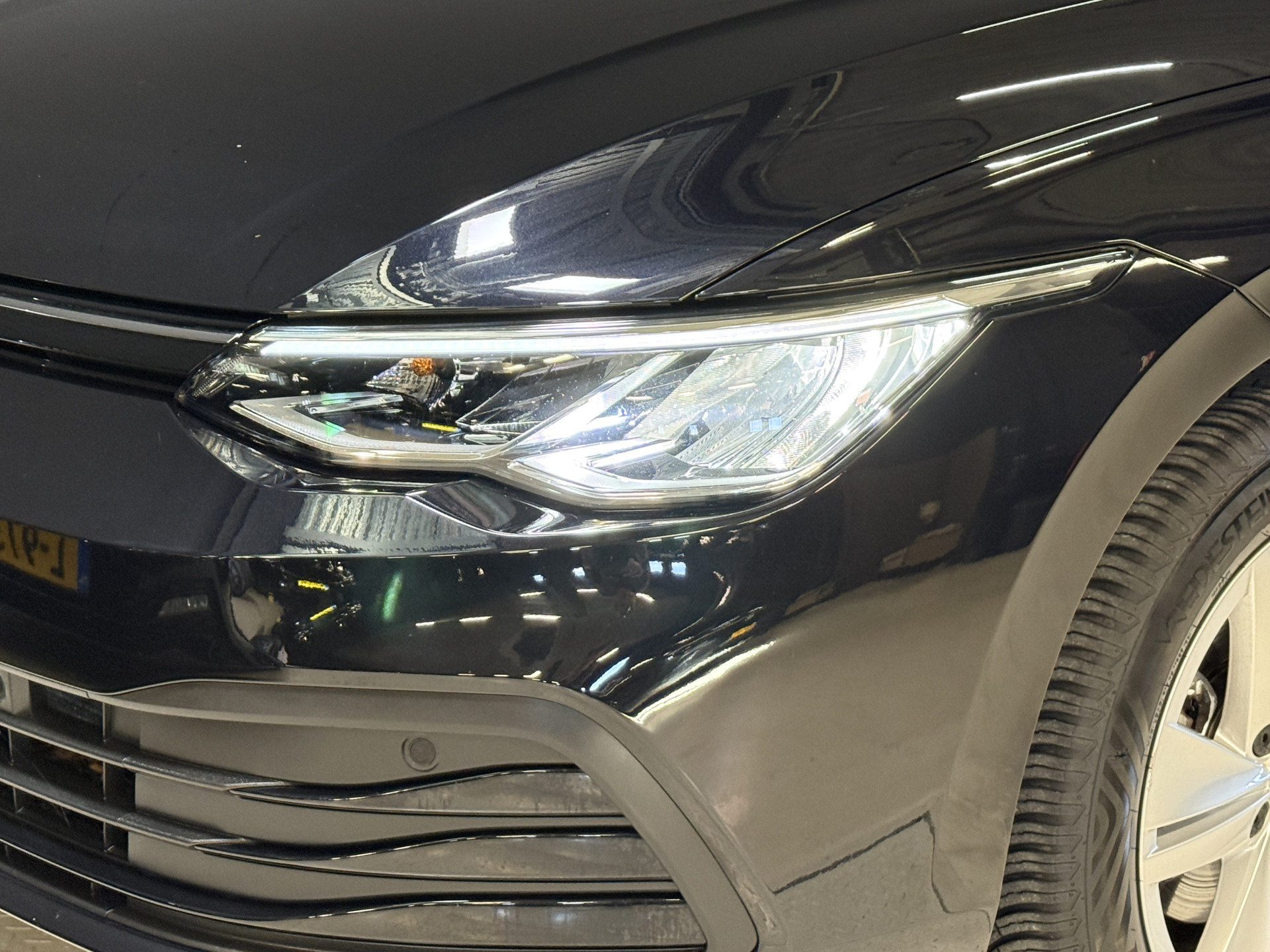 Volkswagen Golf Variant 1.0 TSI Life | Carplay | ACC | Draadloze lader