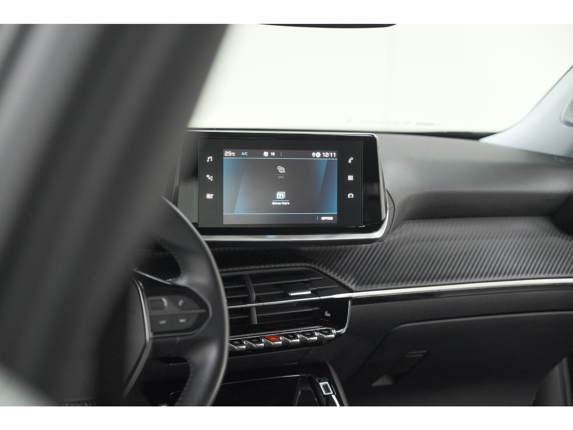 Peugeot 2008 PureTech 130 Blue Lease Allure | Camera | Apple Carplay | Parkeersensoren | Climate Control