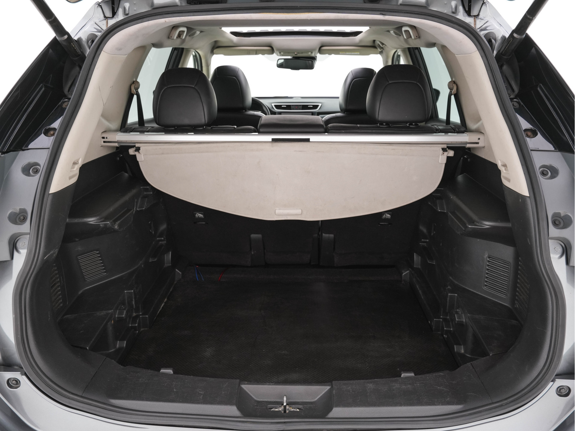 Nissan X-Trail 1.6 dCi Tekna (INCL-BTW) Aut. *PANO | LEATHER | FULL-LED | TOP-VIEW | JBL-AUDIO | BLINDSPOT | KEYLESS | HEATED-COMFORTSEATS | NAVI-FULLMAP | CARPLAY | PRIVACY-GLASS | 19''ALU*