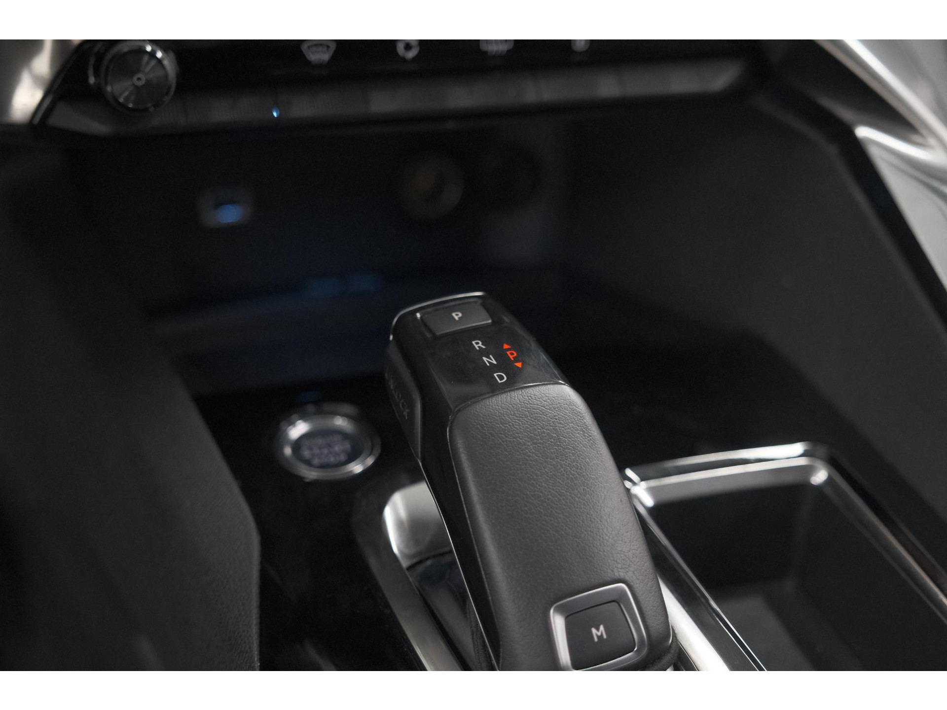 Peugeot 3008 PureTech 130 EAT6 Blue Lease Premium | Camera | Apple Carplay | Parkeersensoren | Climate Control