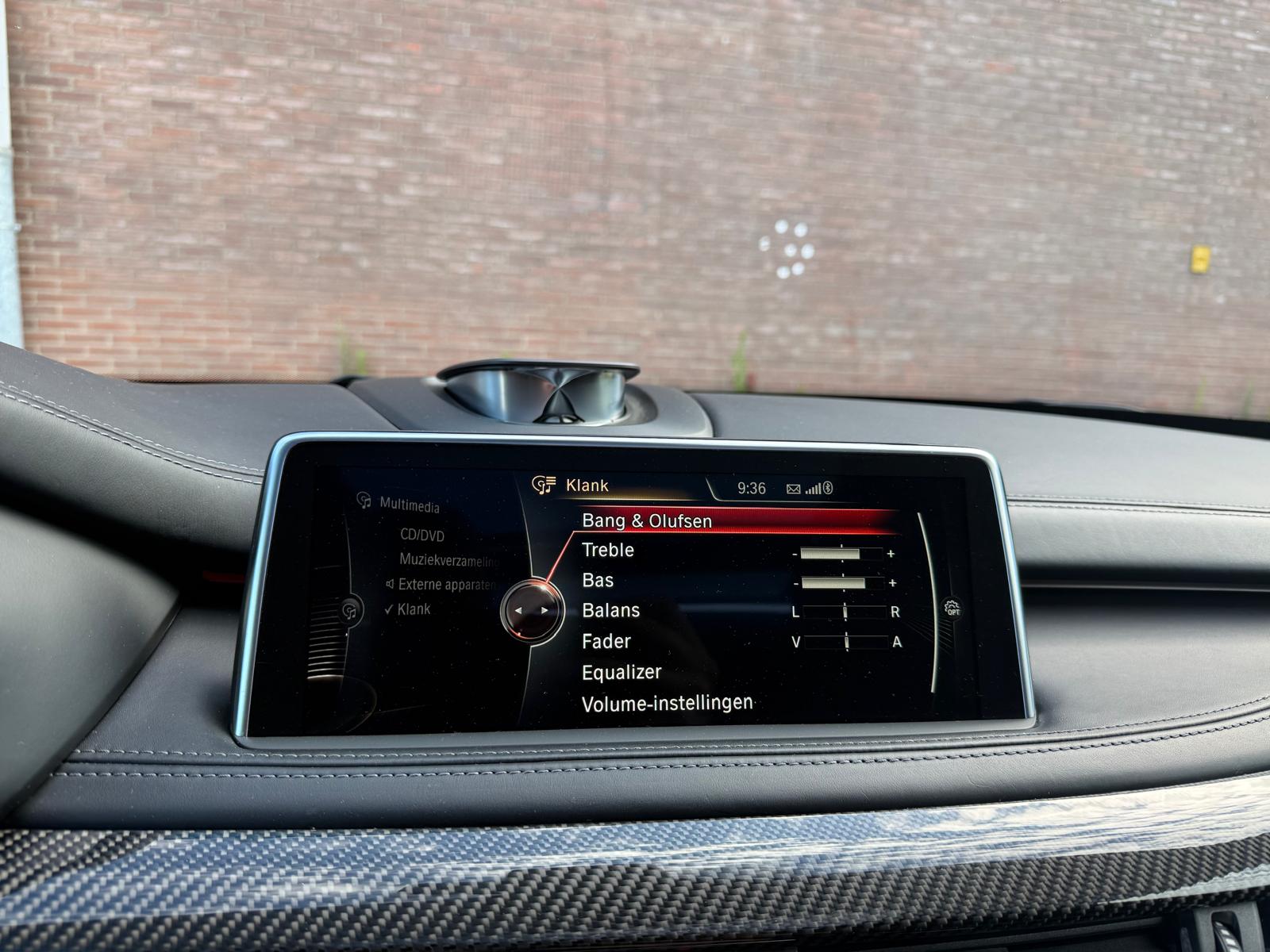 BMW X5 M | 2E EIGENAAR |3/6/12MND GARANTIE| PANO | LED | B&O | DAB | HEAD-UP | 360 CAMERA | TREKHAAK | BOMVOL |