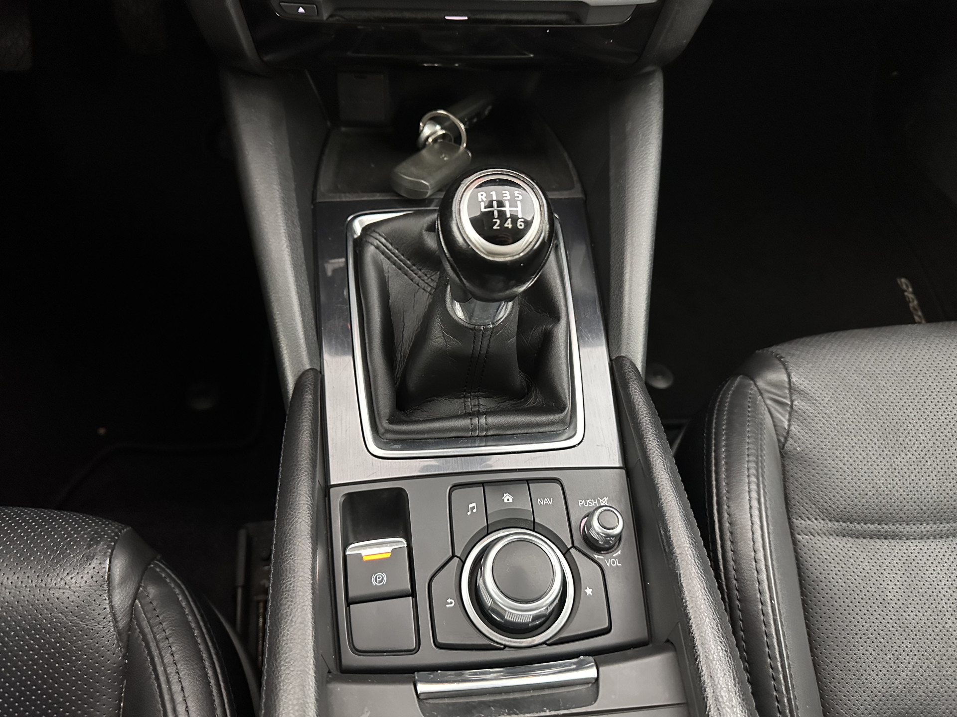 Mazda 6 Sportbreak 2.2D SkyActiv-D 150 Skylease GT *LEATHER | FULL-LED | MEMORY-PACK | HEATED-SPORTSEATS | BLINDSPOT | KEYLESS | DAB+ | NAVI-FULLMAP | ECC | PDC | CRUISE | PRIVACYGLASS |  17''ALU*