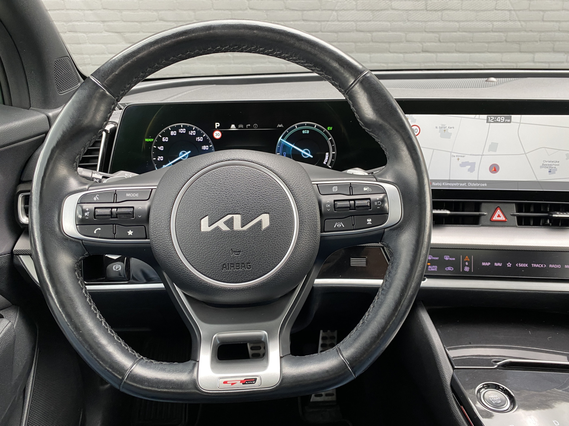Kia Sportage 1.6 T-GDi Plug-in Hybrid AWD GT-PlusLine | dealer onderh. | panoramadak | trekhaak | leder interieur | navigatie