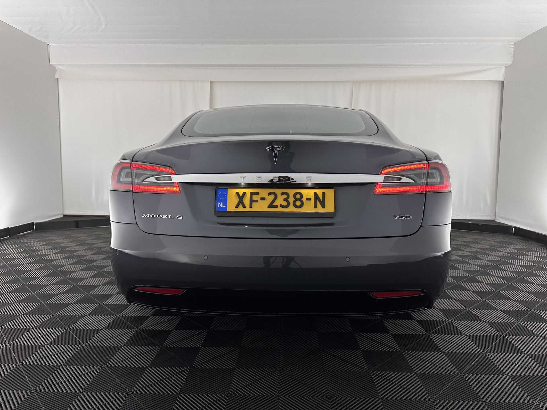 Tesla Model S 75D Base [ 3-Fase-17kW ] {SOH-85%} (INCL-BTW) Aut. *PANO-WINDOW | LEATHER | CCS-FASTLOADER | FULL-LED | NAVI-FULLMAP | KEYLESS | MEMORY-PACK | HEATED-COMFORTSEATS | DIGI-COCKPIT | CARBON-INLAY | AUTO-PILOT |  19"ALU*