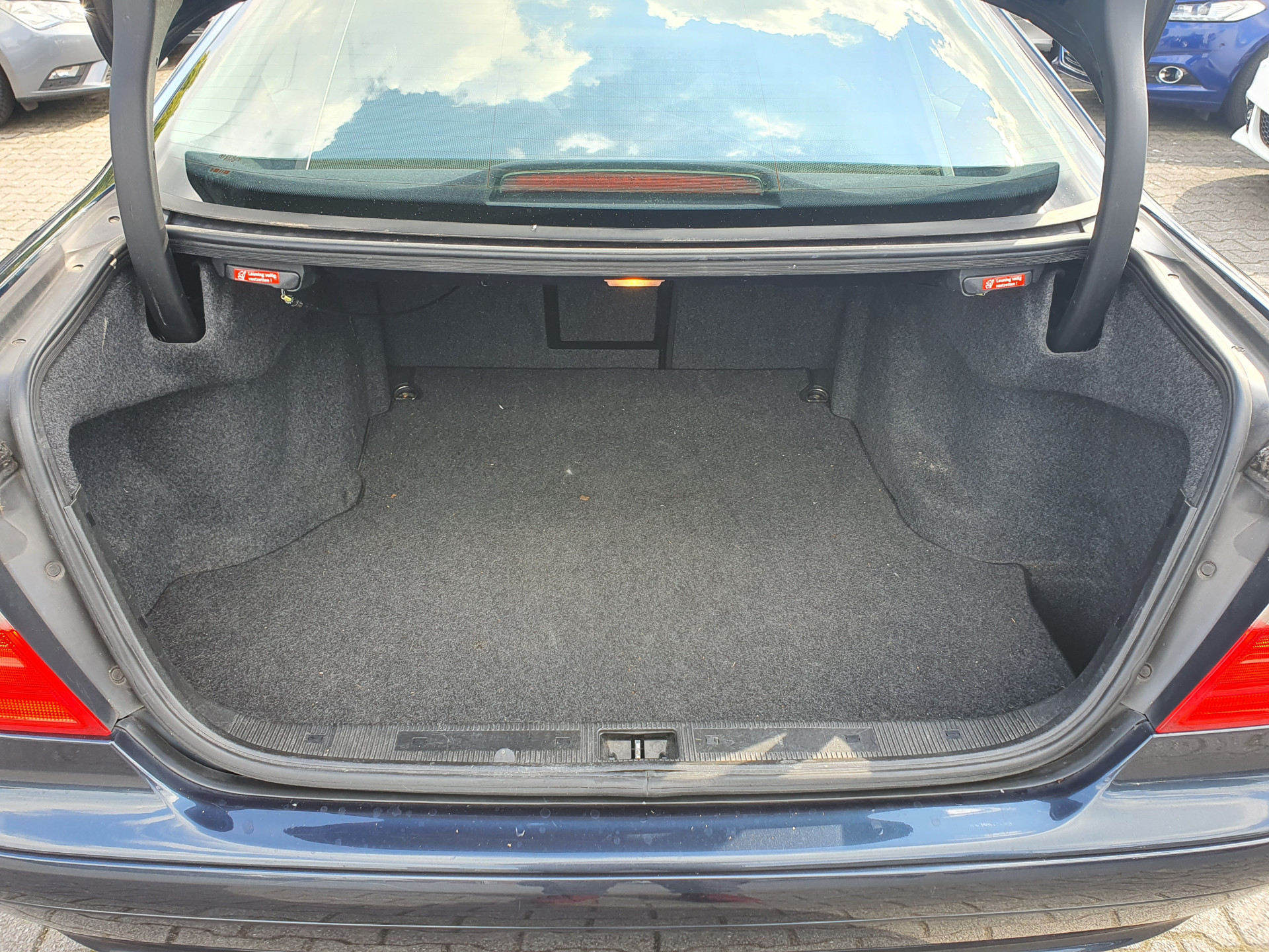 Mercedes-Benz CLK-klasse Coupé 320 Elegance Aut. *FULL-LEATHER | ECC | CRUISE | MERCEDES-AUDIO*