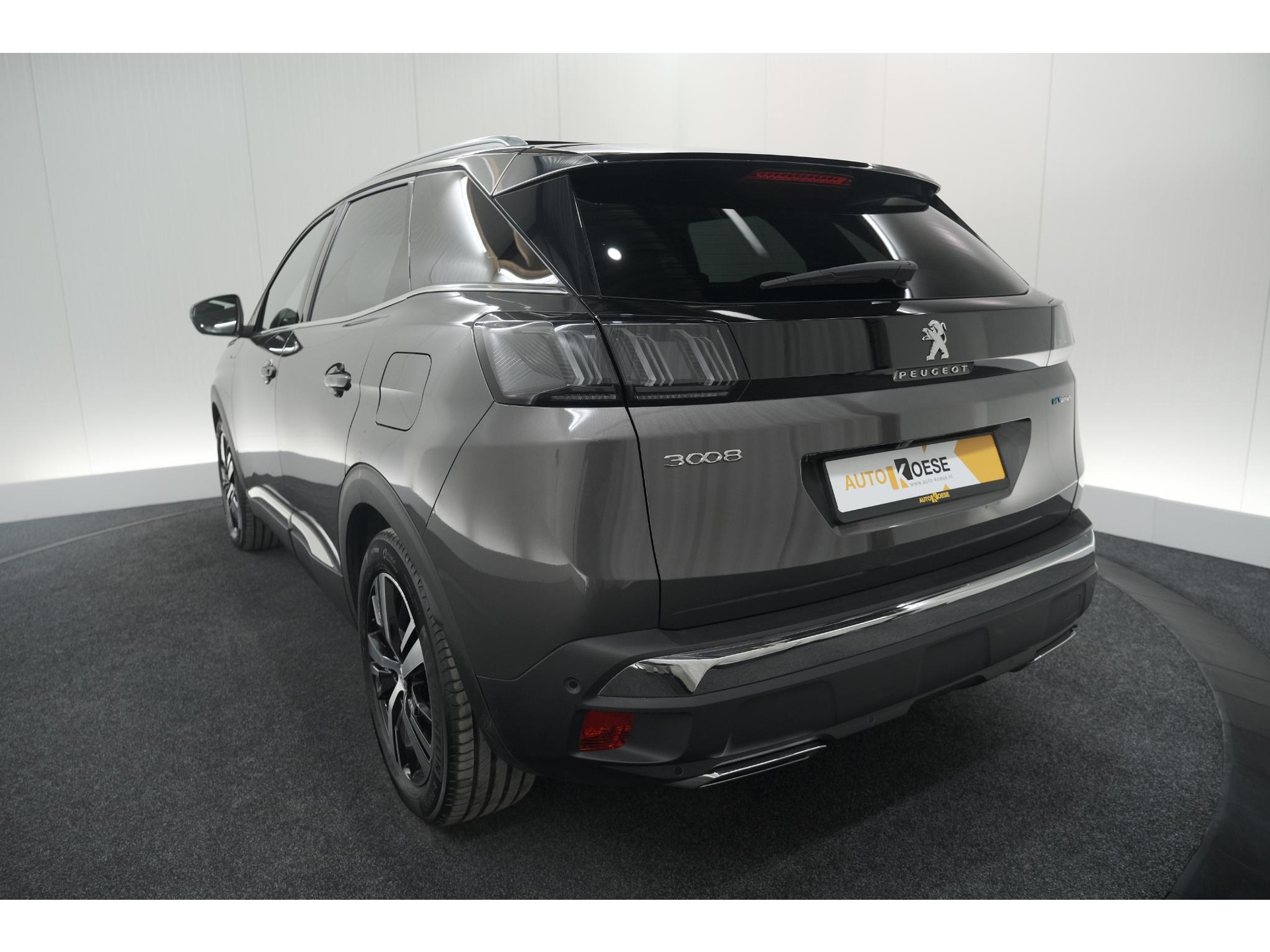 Peugeot 3008 HYbrid4 300 GT | Elektrisch Panoramadak | Dodehoekdetectie | Camera | Navigatie