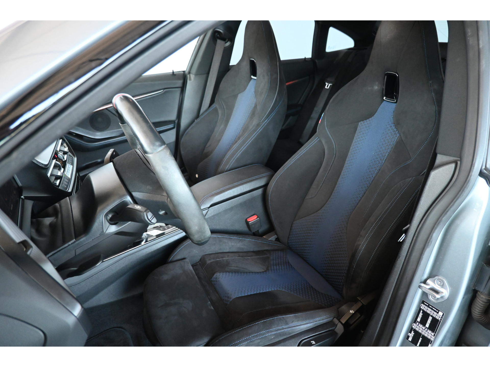 BMW 2-serie Gran Coupé 218i Business Edition M-Pakket Sportstoelen Panoramadak Virtual Dealer Onderhouden! Inruil Mogelijk!