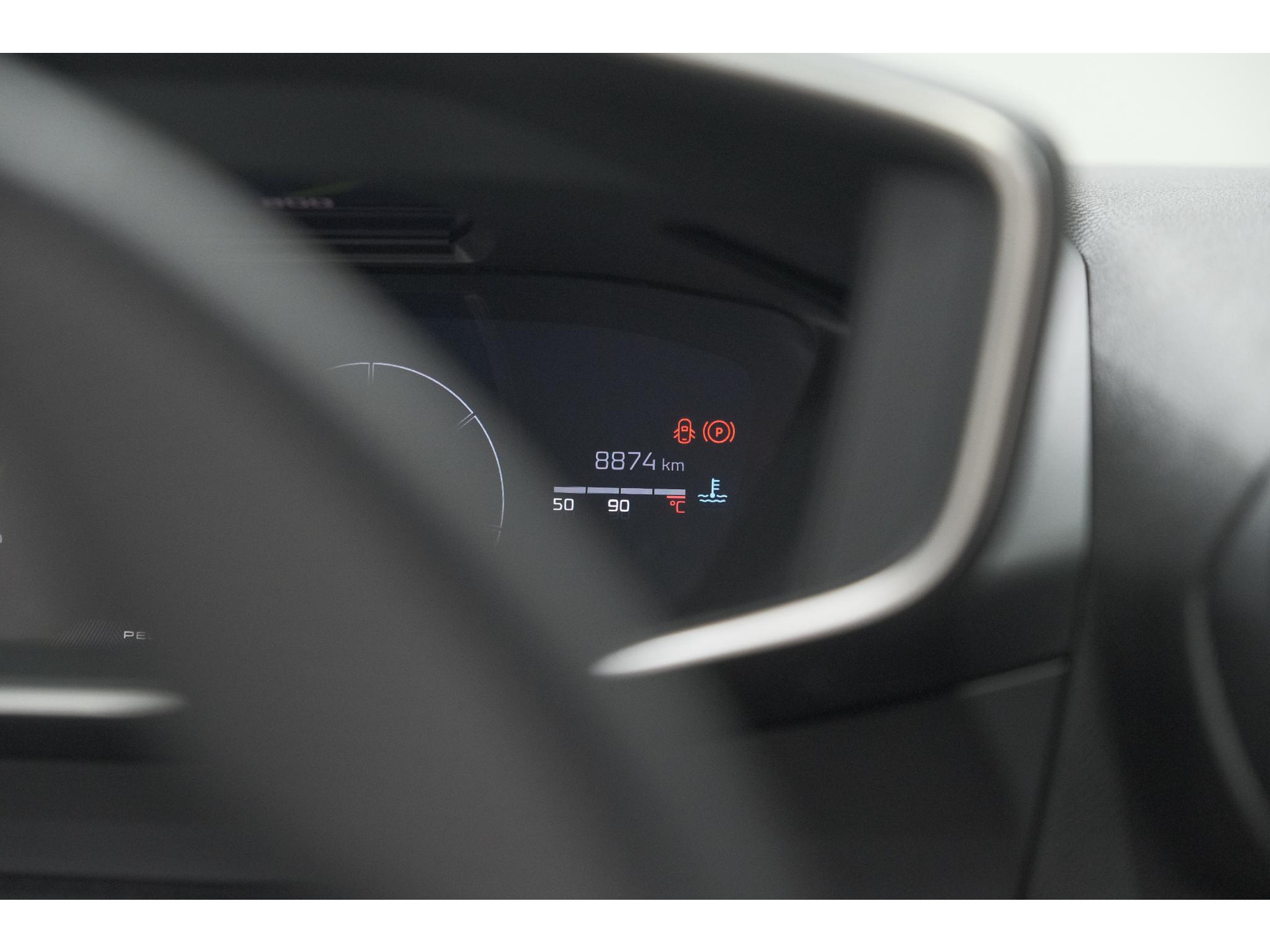 Peugeot 2008 PureTech 130 EAT8 GT | Camera | Parkeersensoren | Apple Carplay