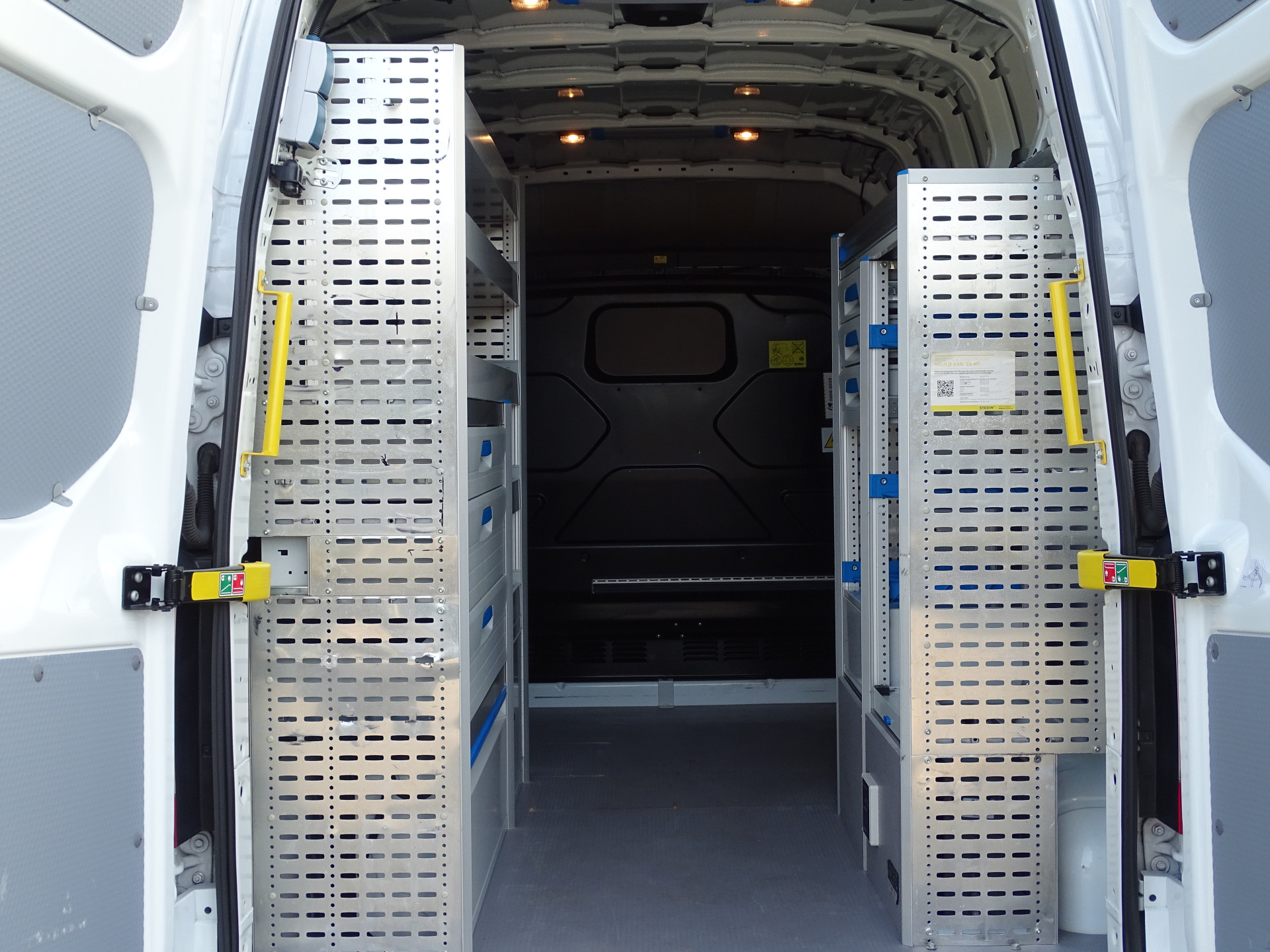 Ford Transit Custom Euro 6 | Sortimo inrichting + stroom